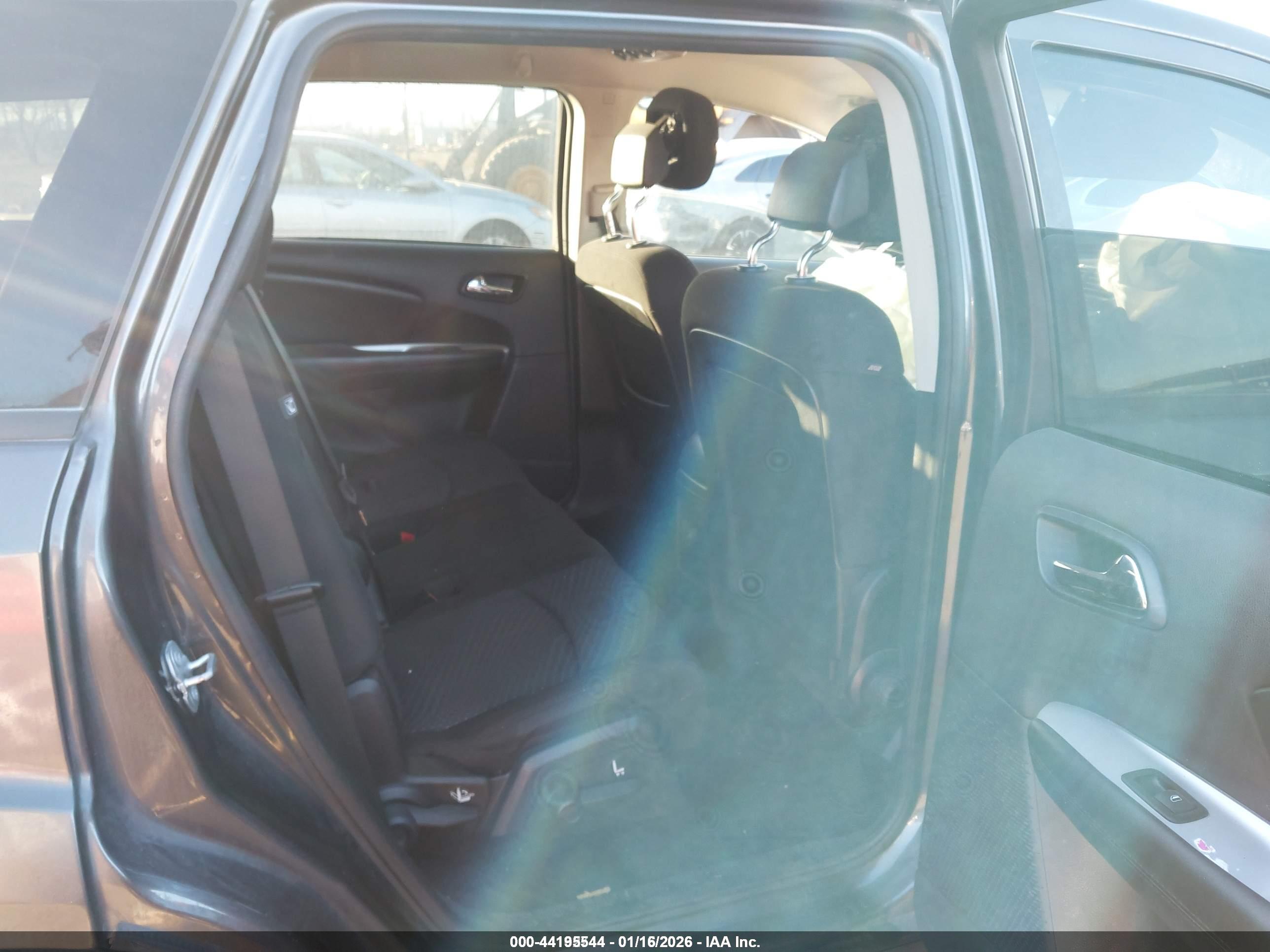 DODGE JOURNEY image 8