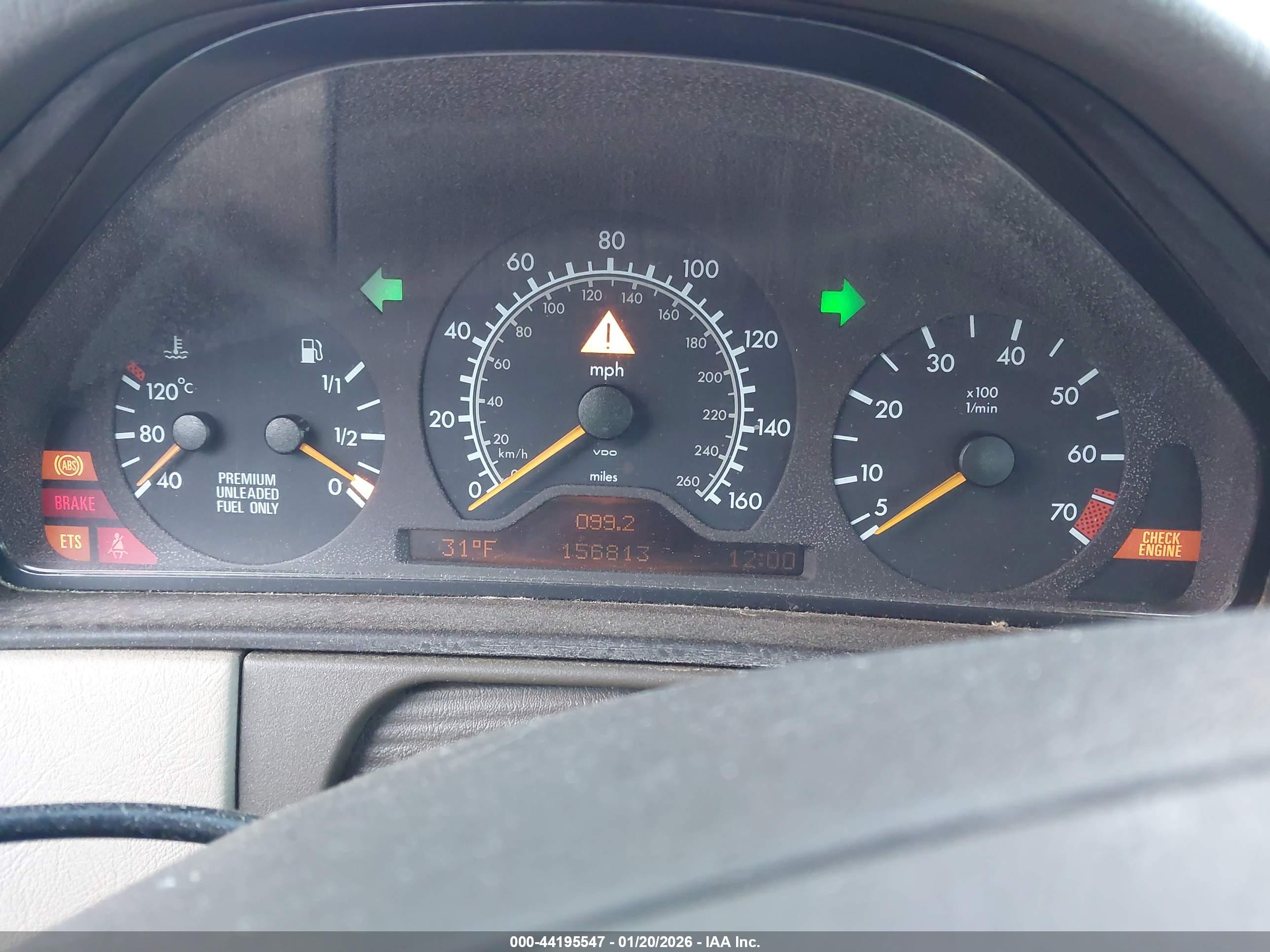 MERCEDES-BENZ E image 7