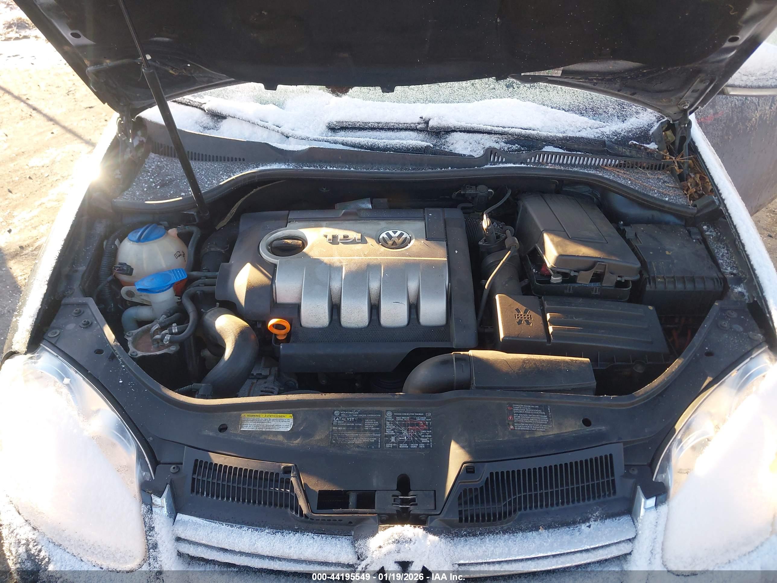 VOLKSWAGEN JETTA image 10