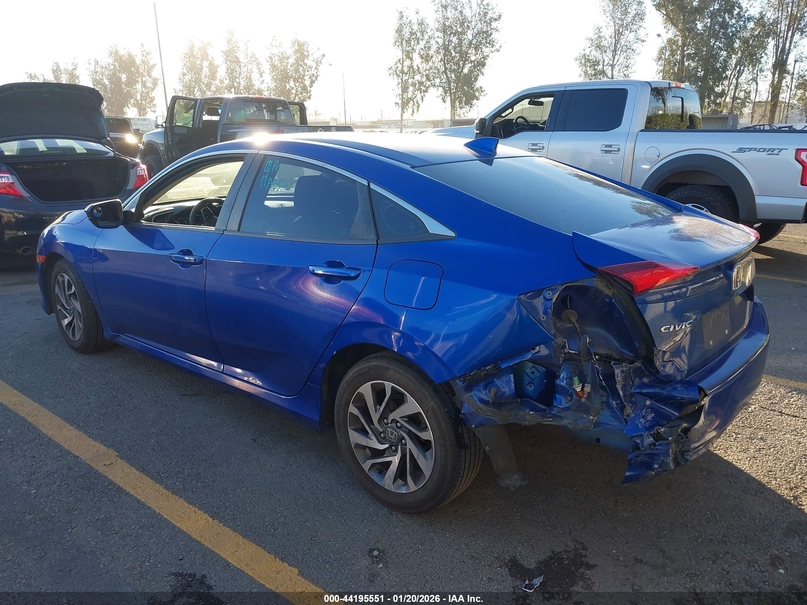 HONDA CIVIC image 3