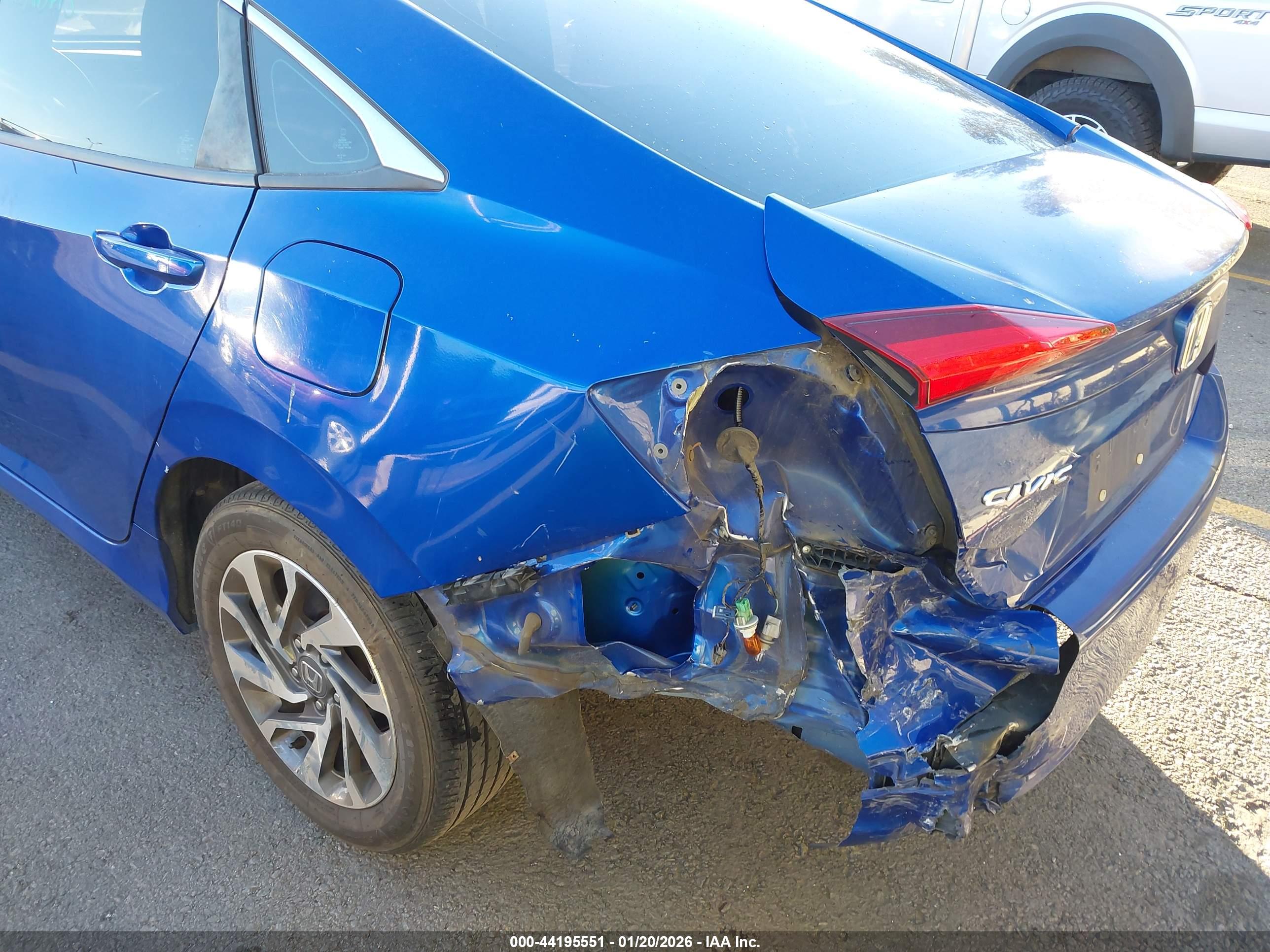 HONDA CIVIC image 6