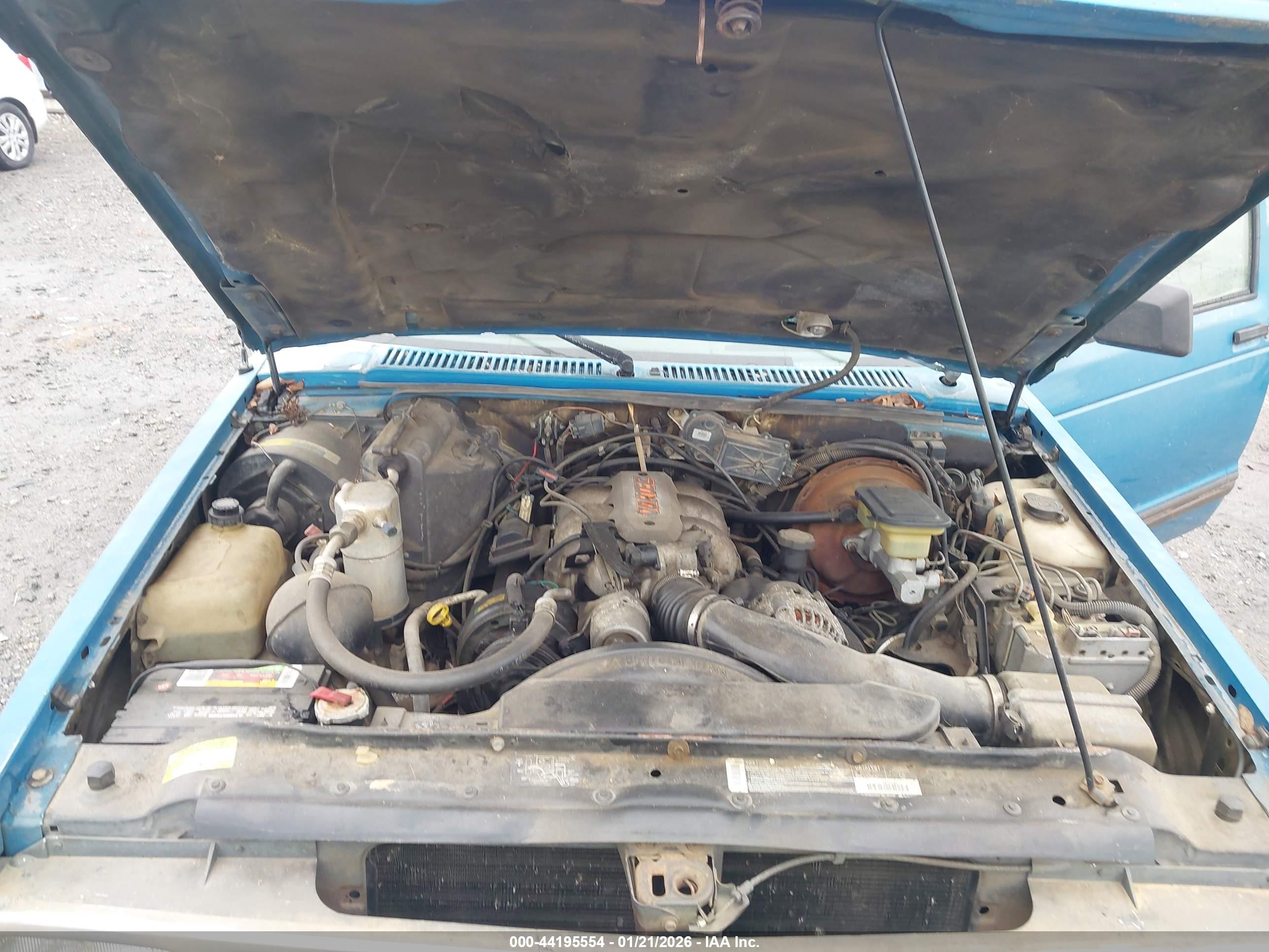 CHEVROLET BLAZER image 10