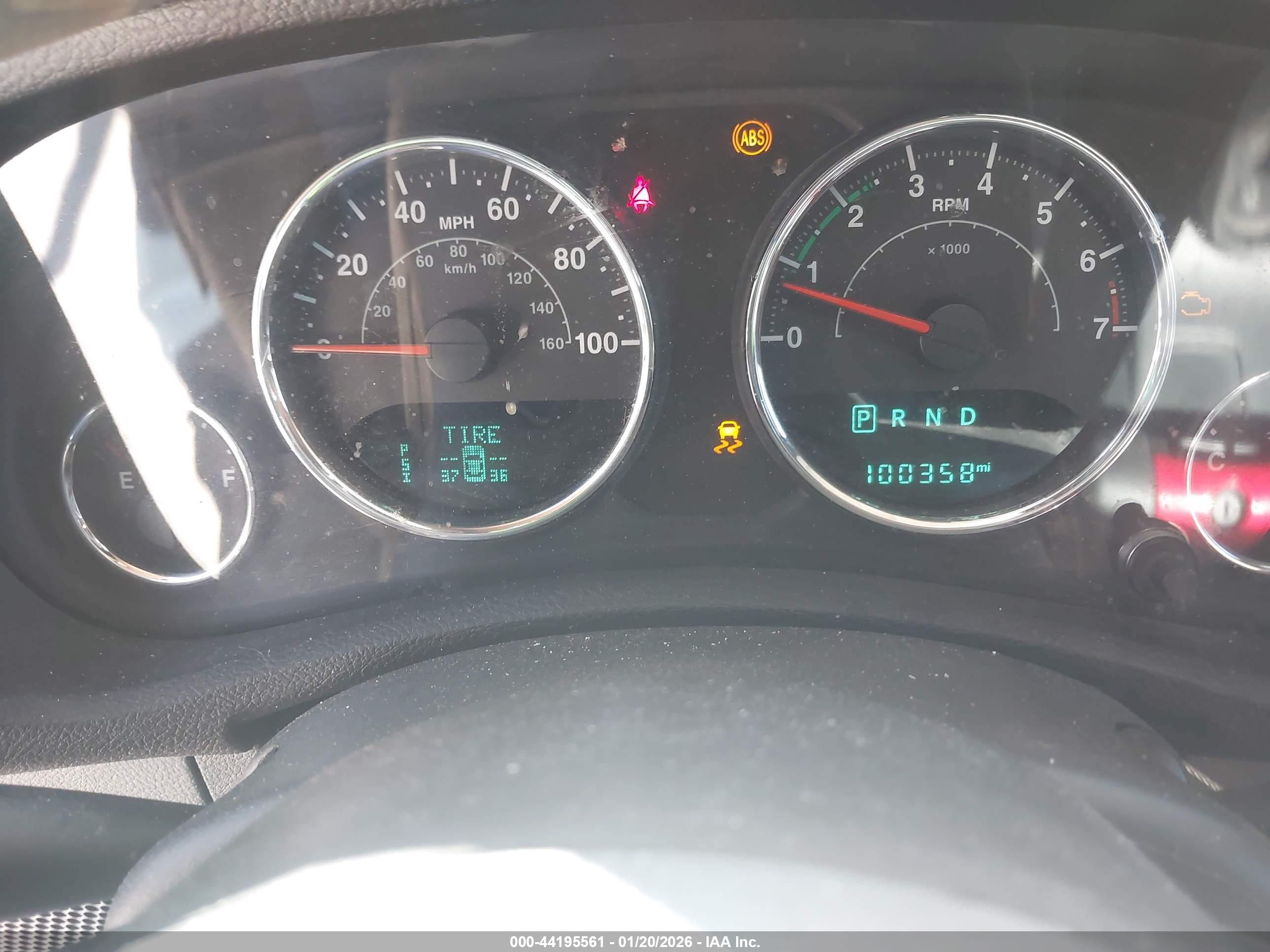 JEEP WRANGLER image 7