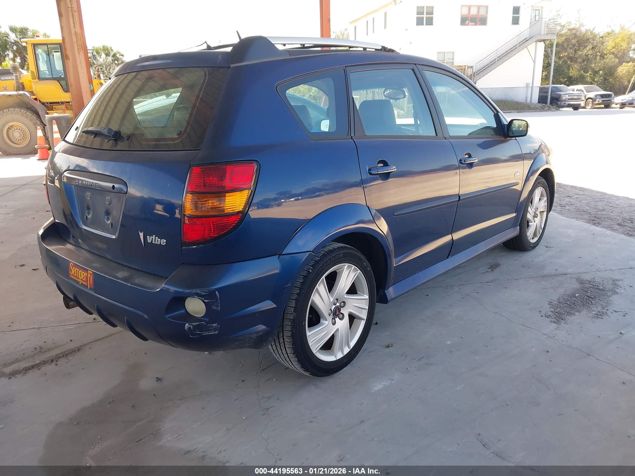 PONTIAC VIBE image 4