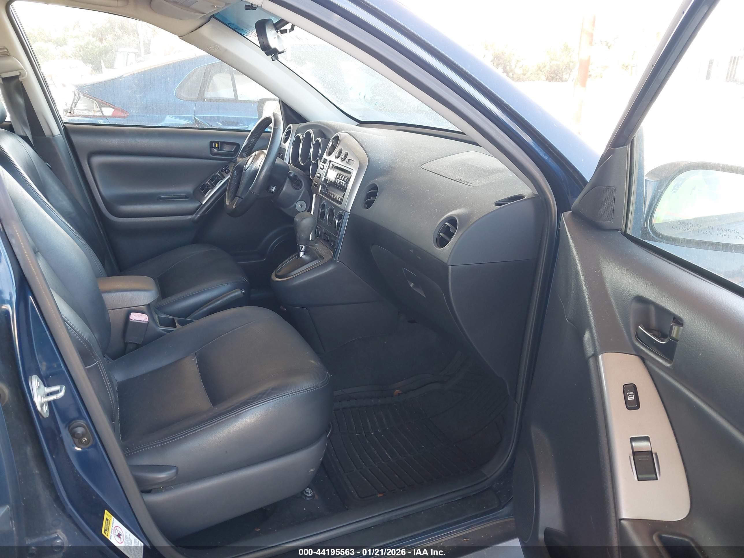 PONTIAC VIBE image 5