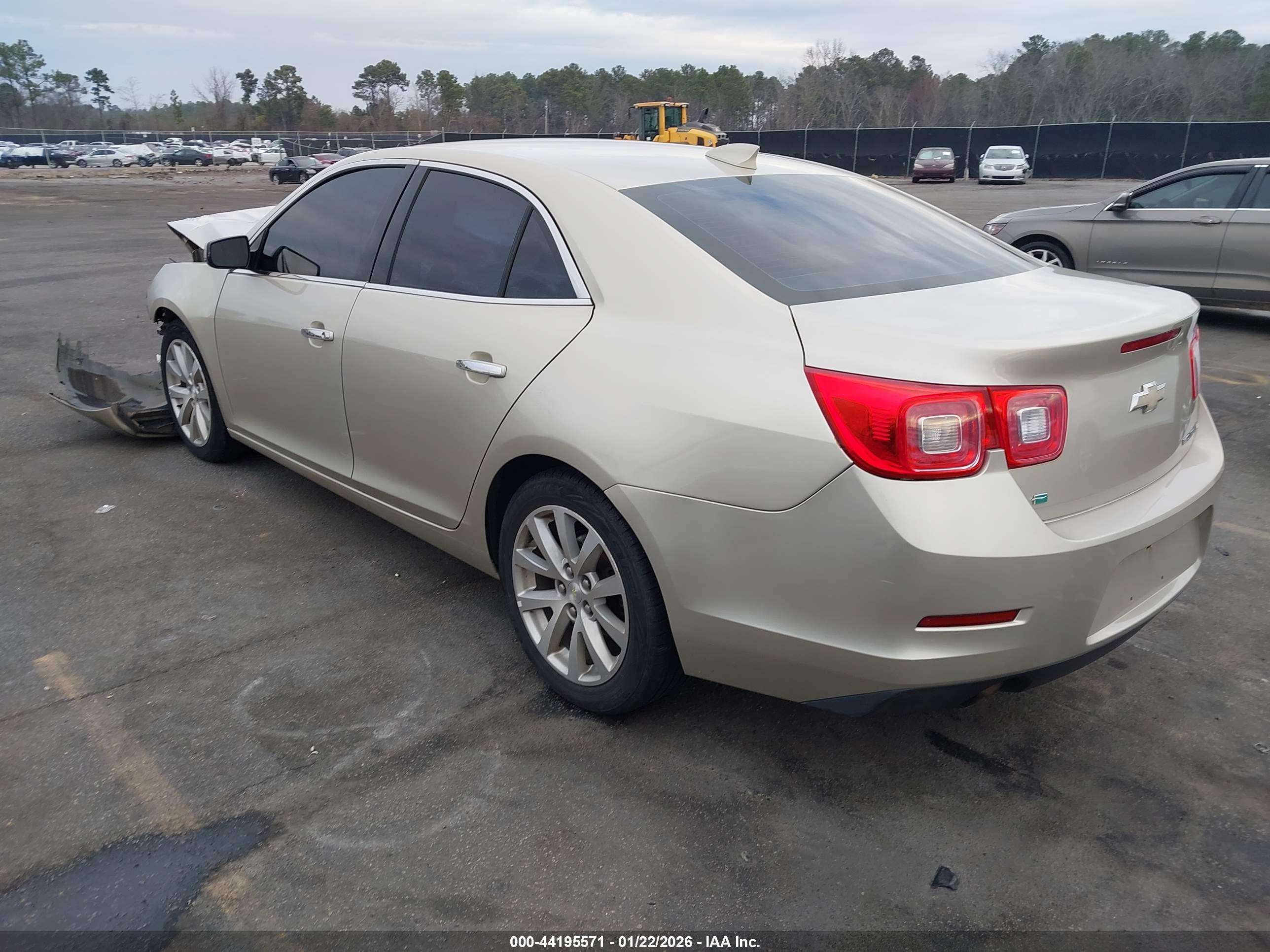 CHEVROLET MALIBU image 3