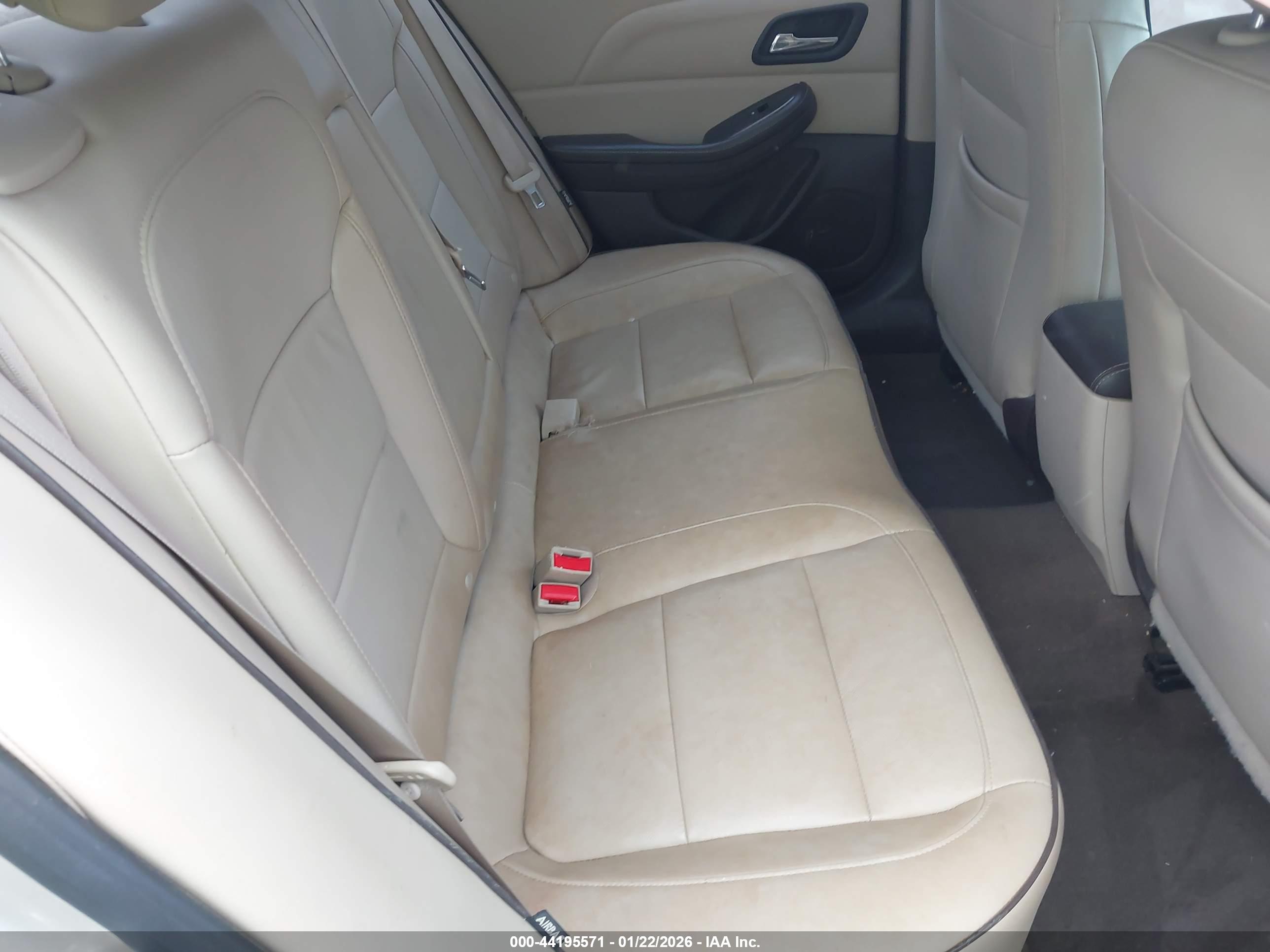 CHEVROLET MALIBU image 8