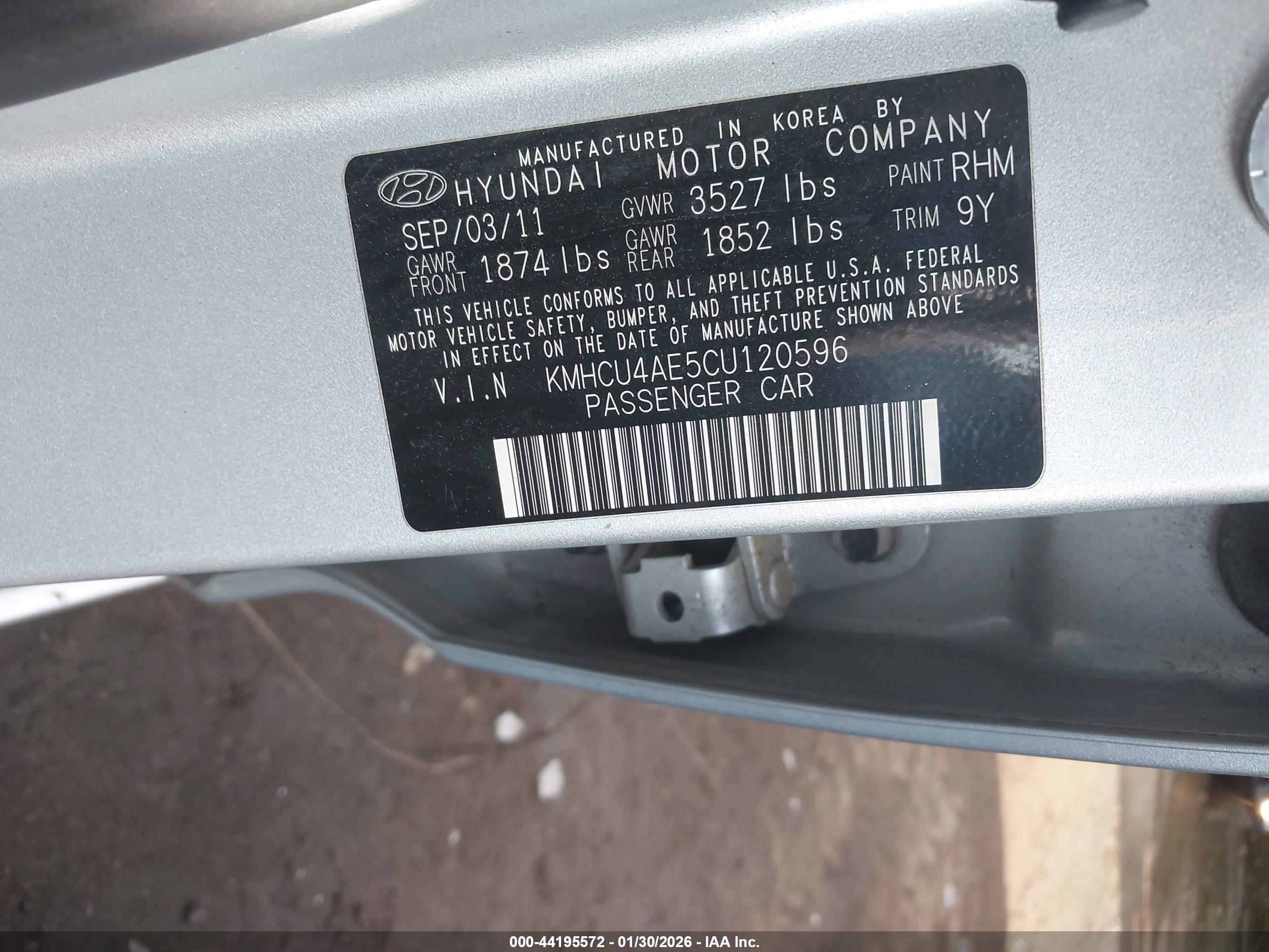 HYUNDAI ACCENT image 9