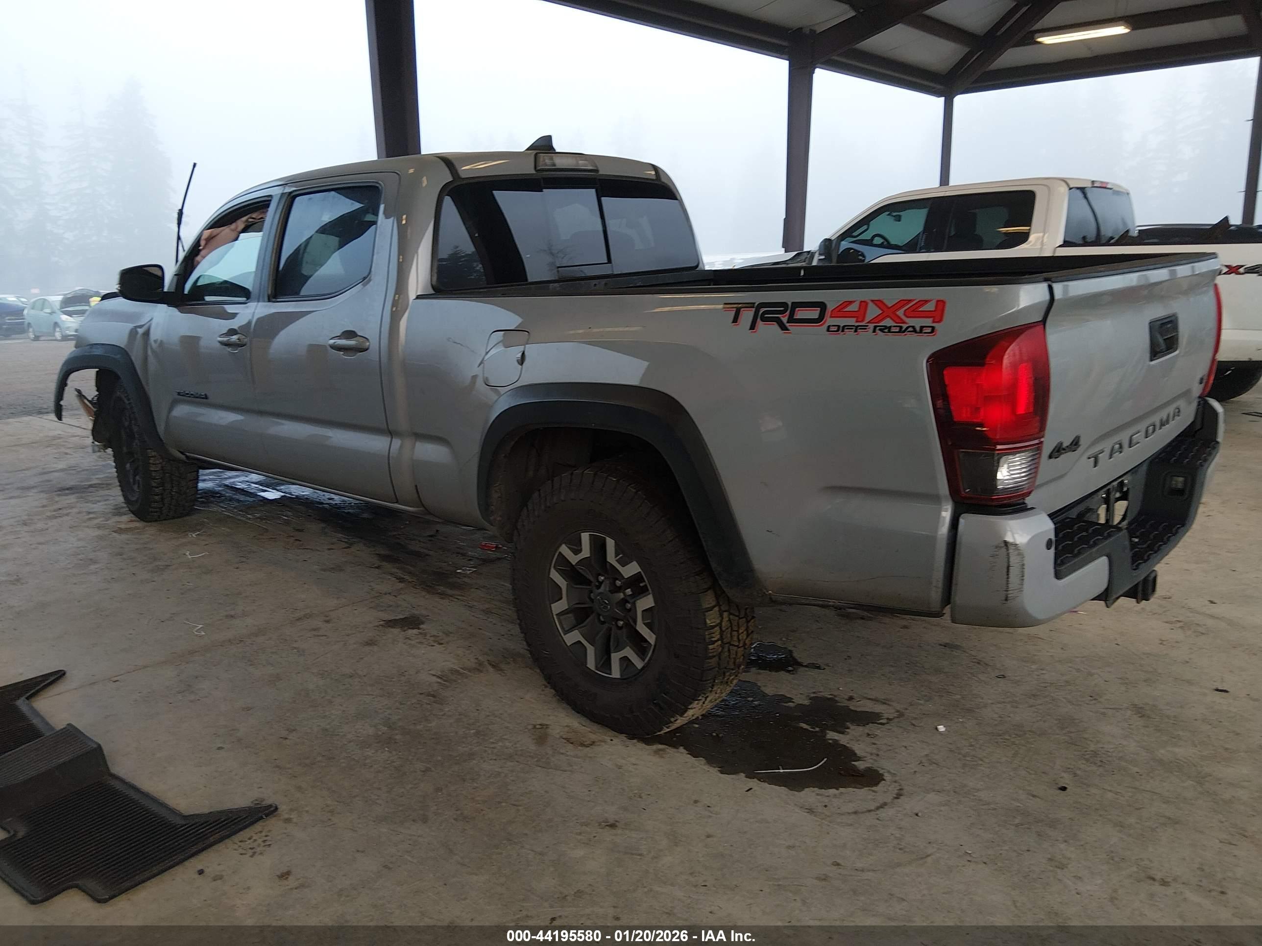 TOYOTA TACOMA image 3