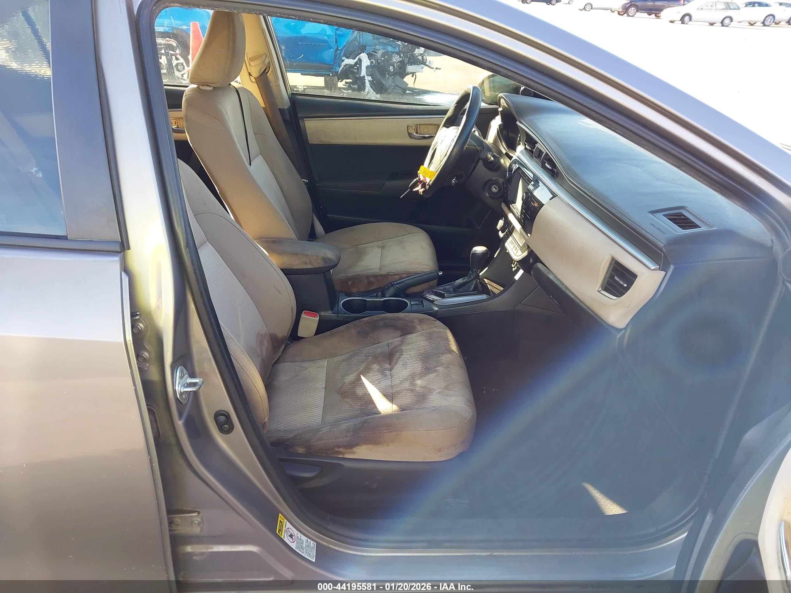 TOYOTA COROLLA image 5
