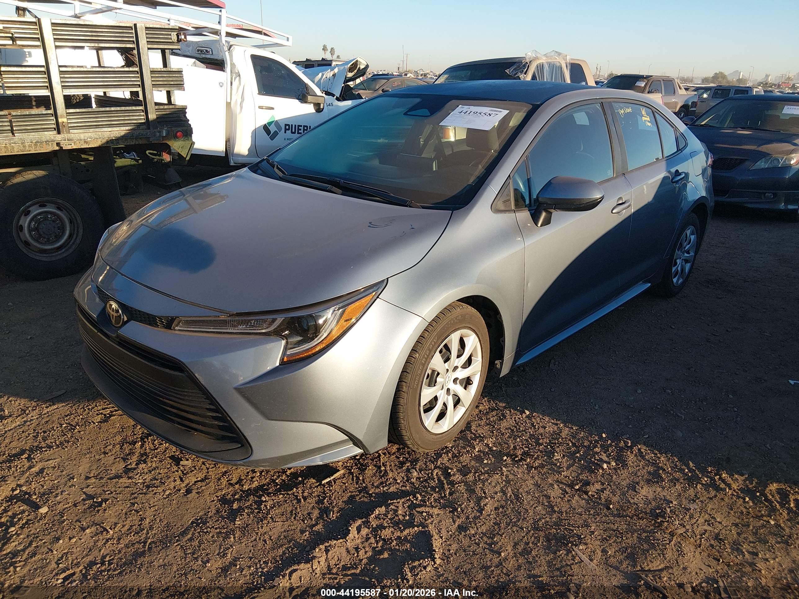 TOYOTA COROLLA image 2