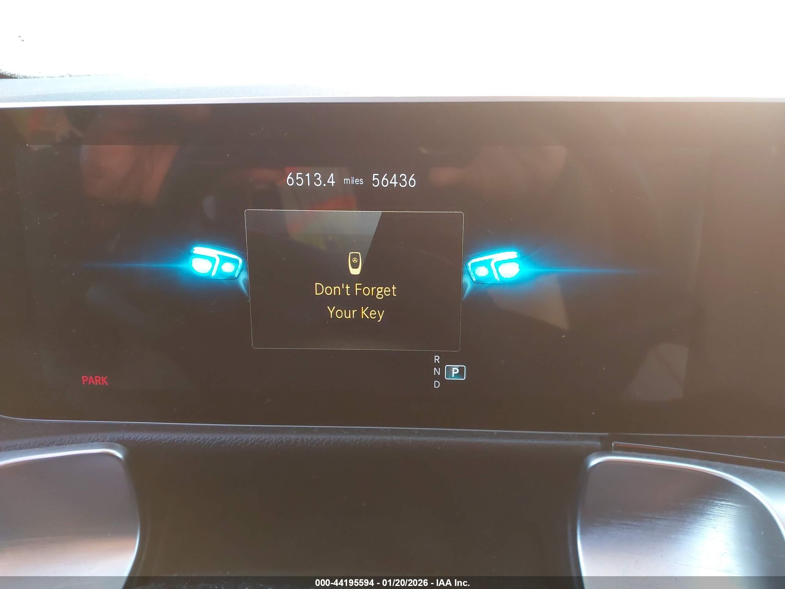 MERCEDES-BENZ GLB image 7
