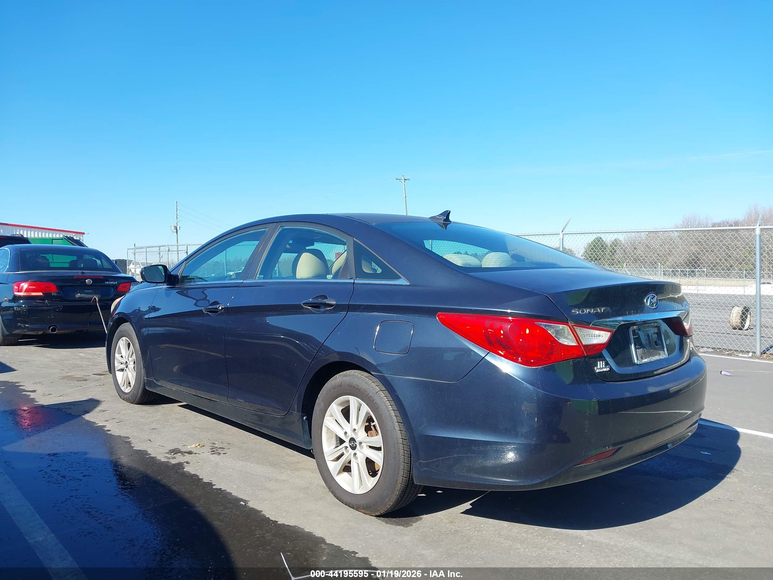 HYUNDAI SONATA image 3