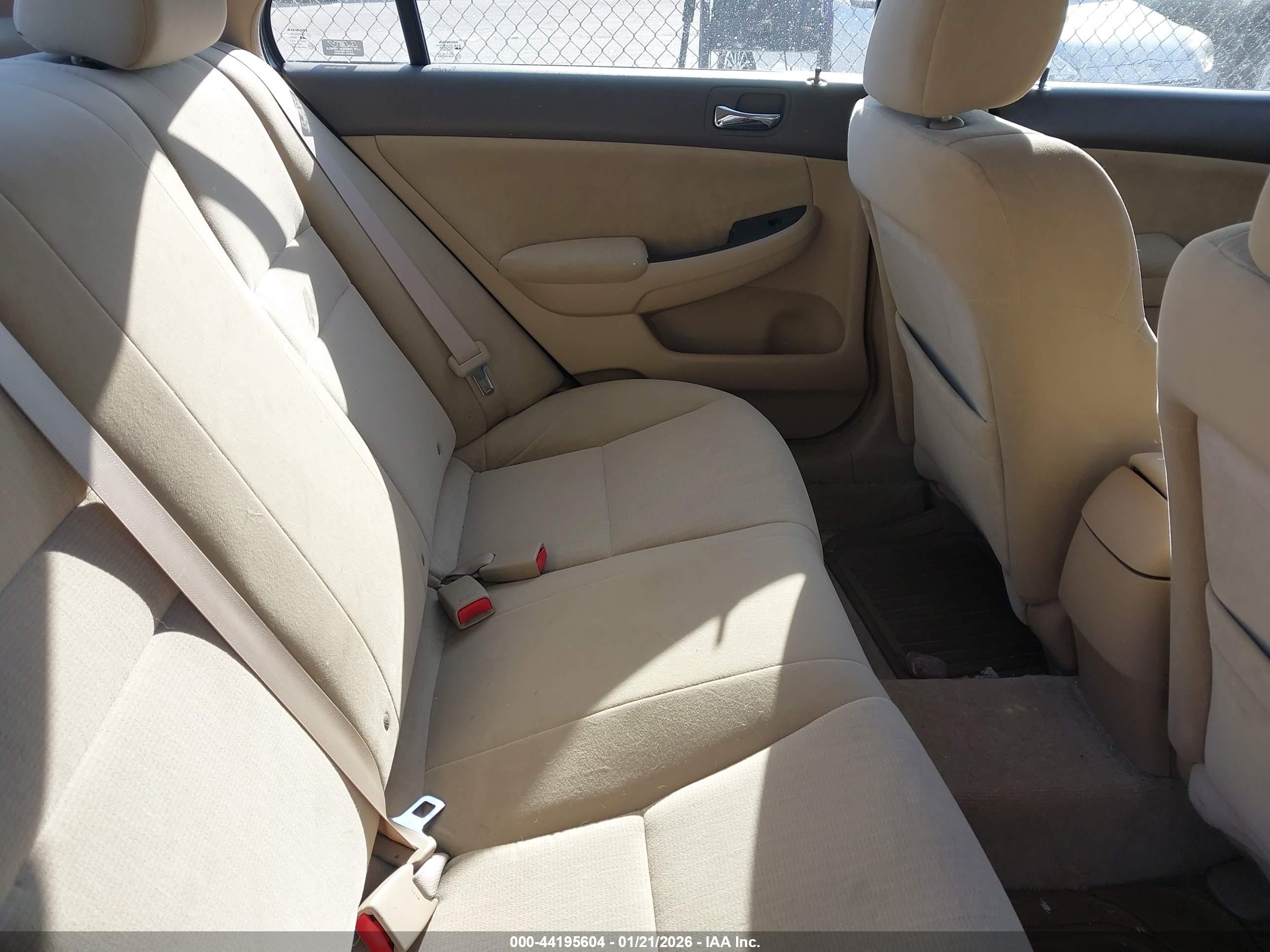 HONDA ACCORD image 8