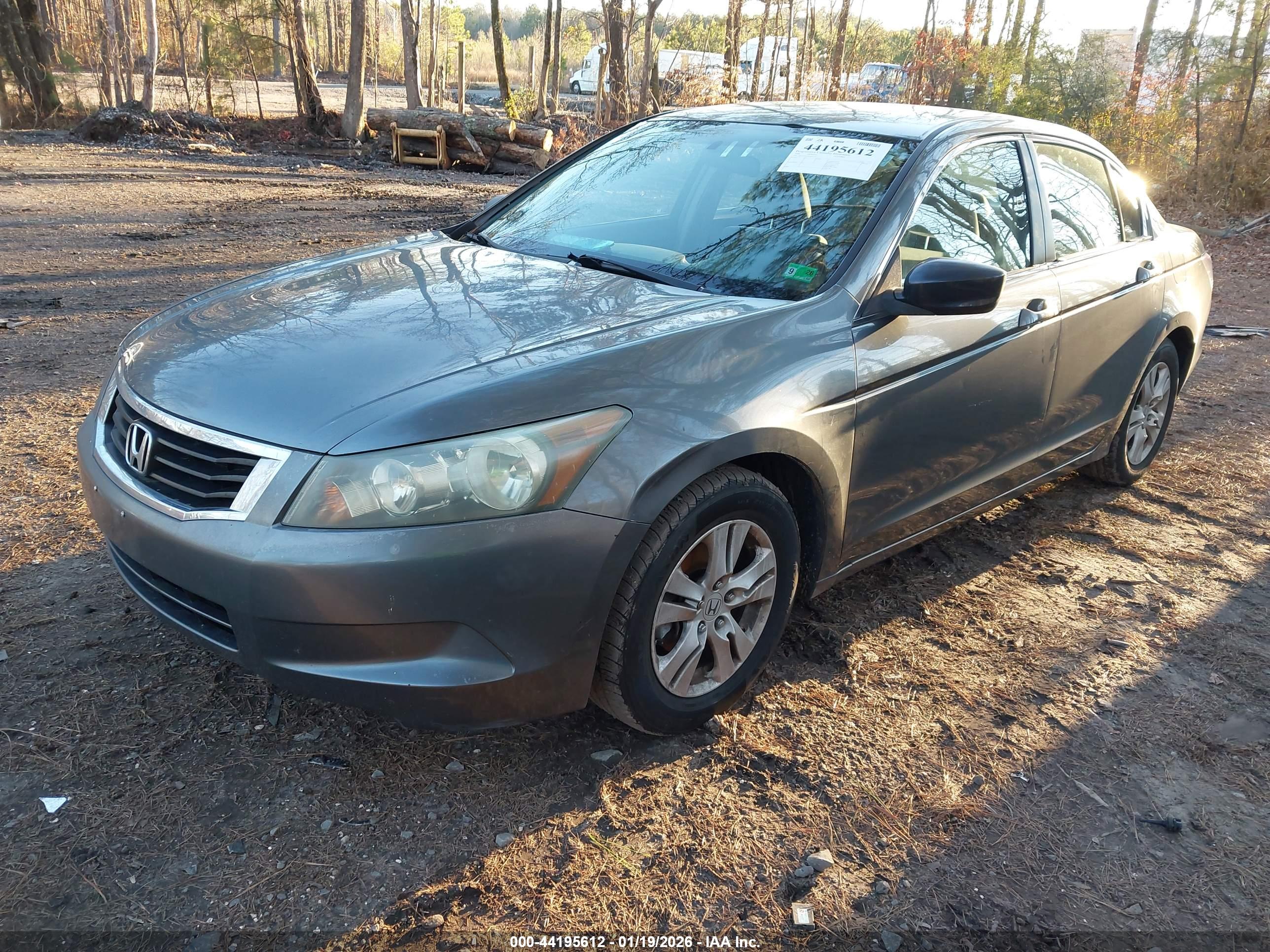 HONDA ACCORD image 2