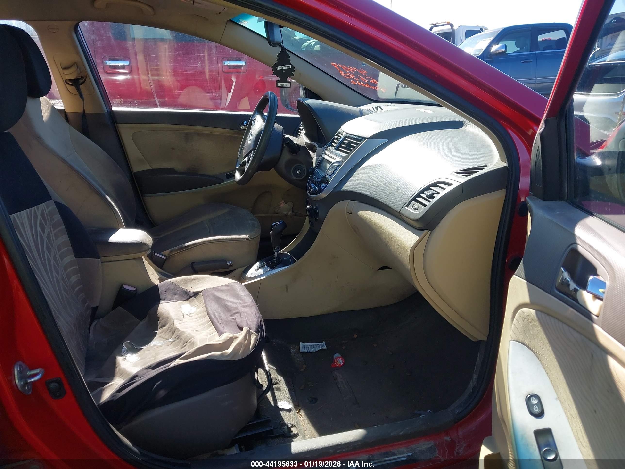 HYUNDAI ACCENT image 5
