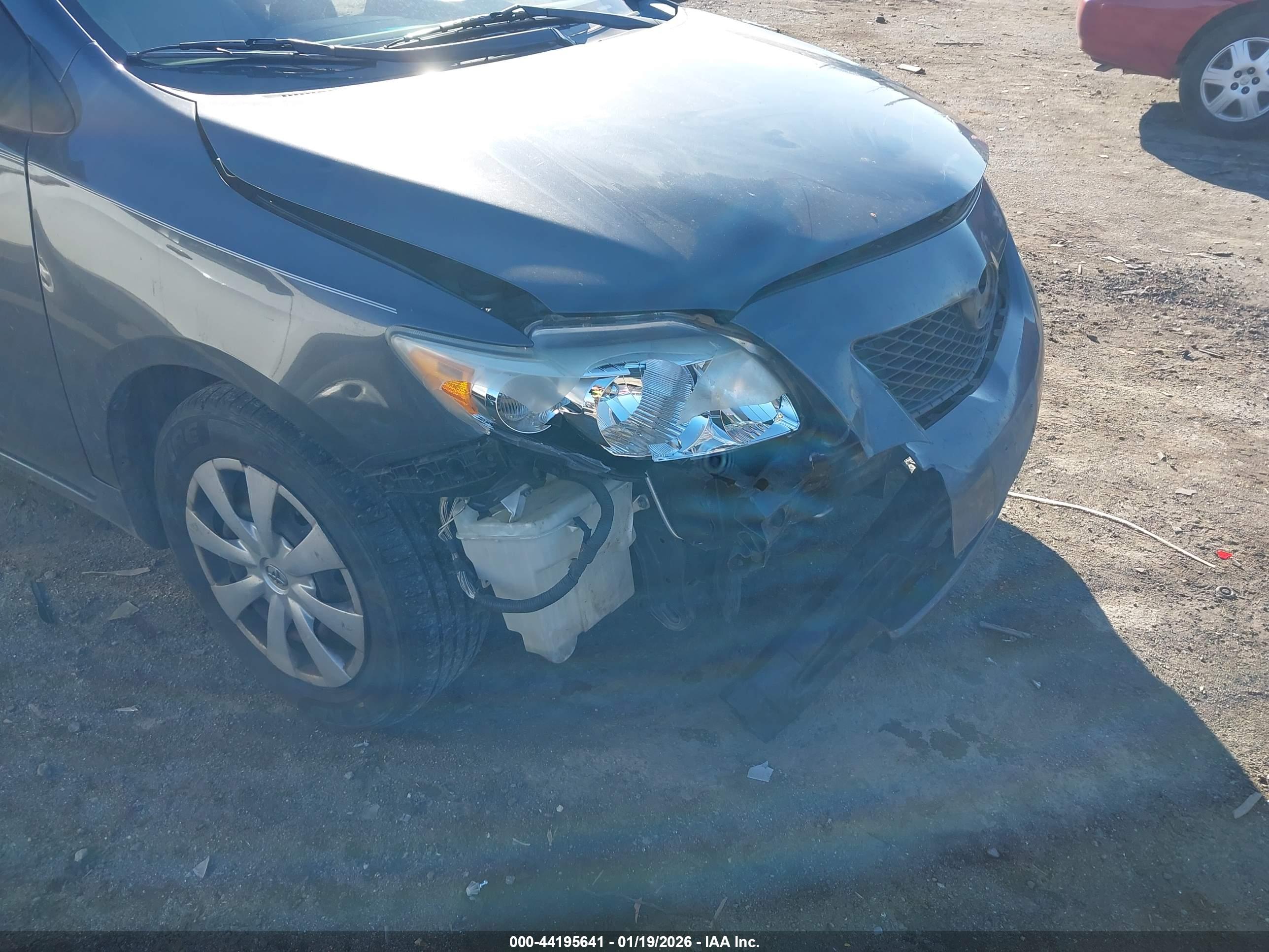 TOYOTA COROLLA image 6