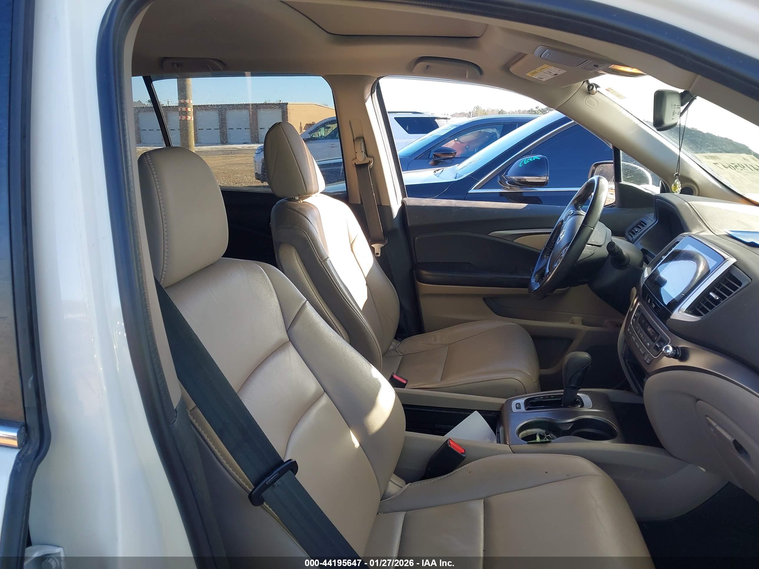 HONDA PILOT image 5