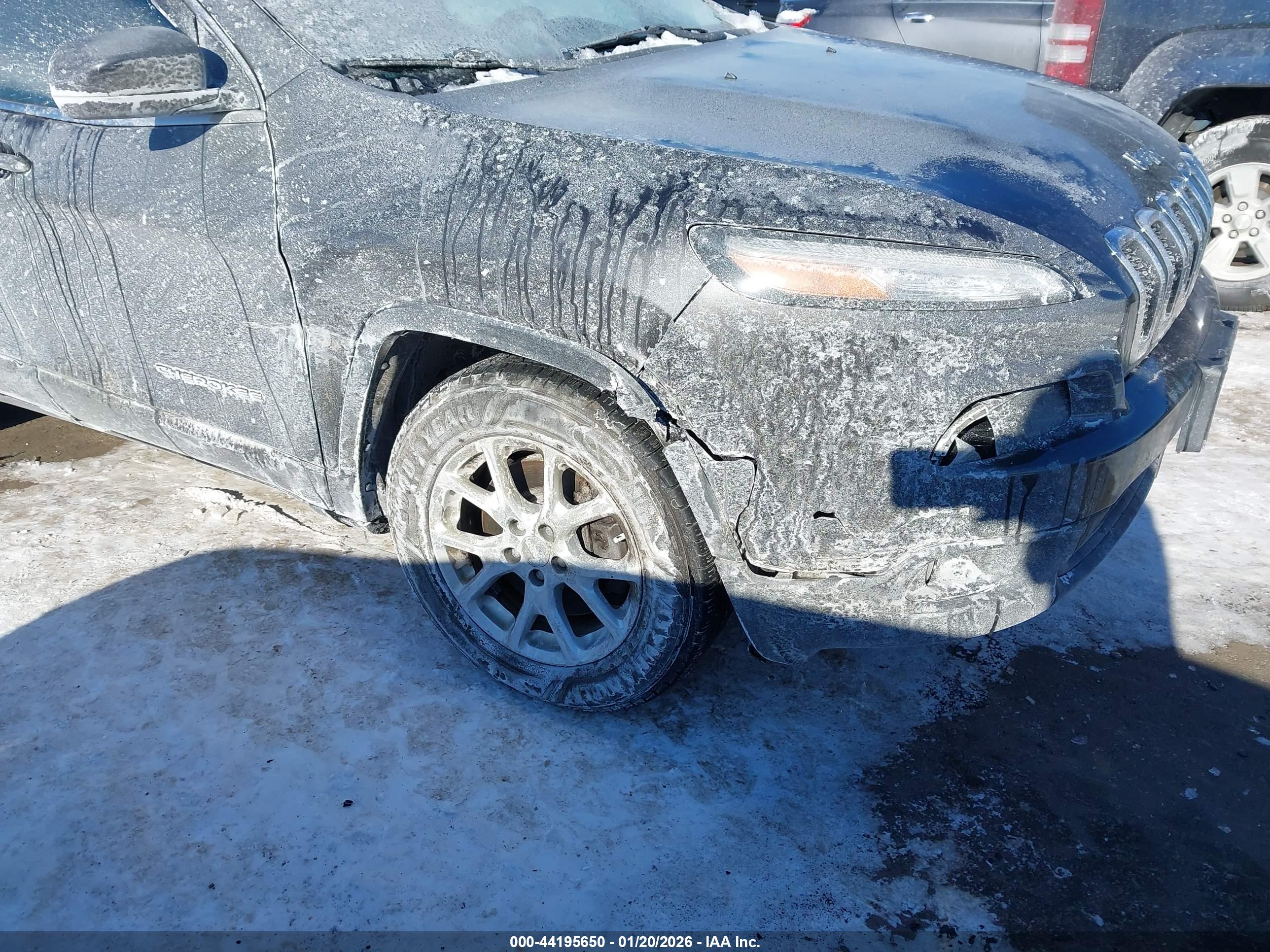 JEEP CHEROKEE image 6