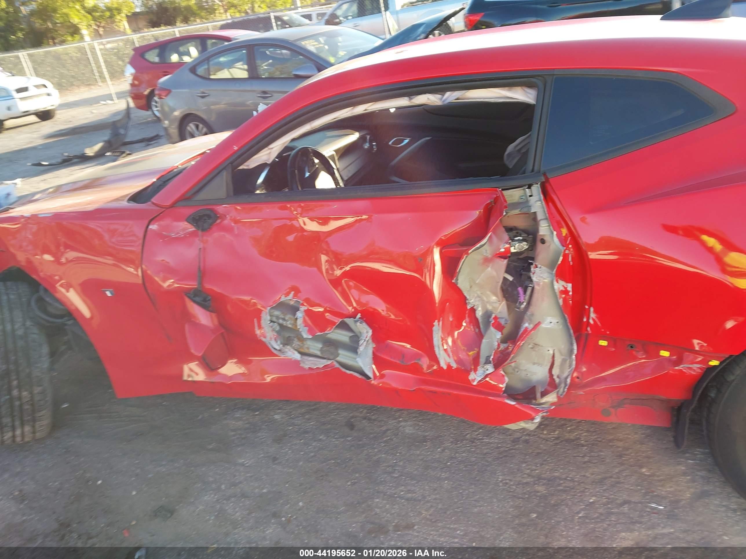 CHEVROLET CAMARO image 6