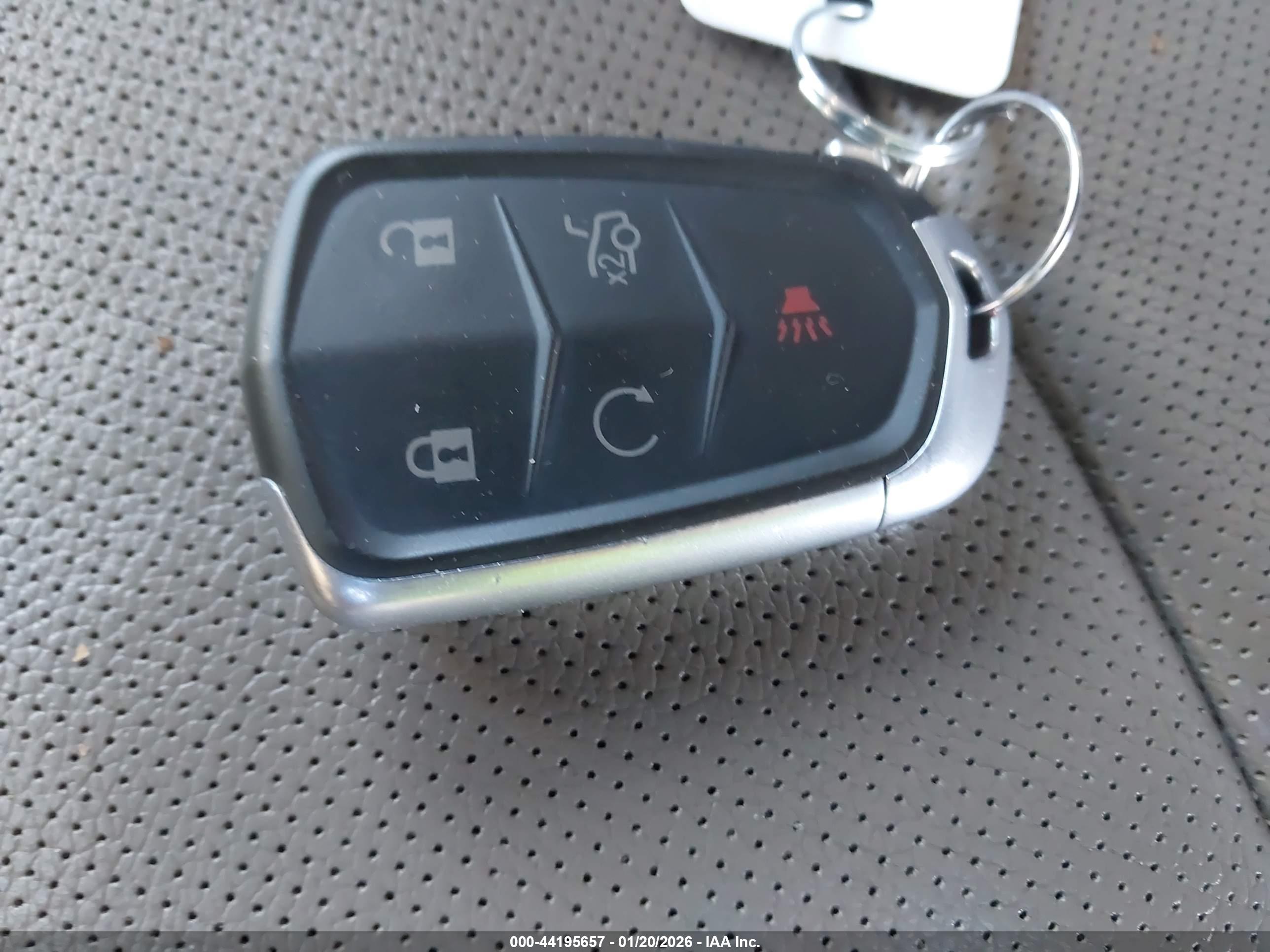 GMC YUKON image 11