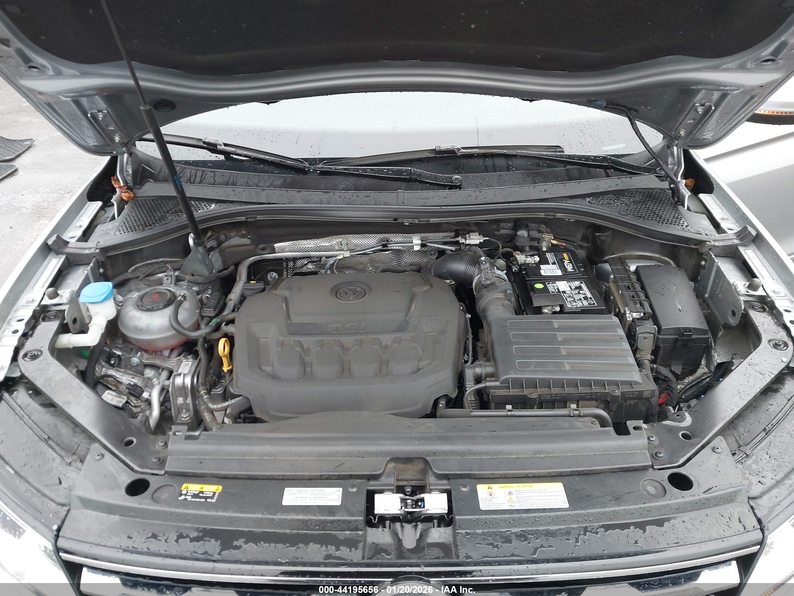 VOLKSWAGEN TIGUAN image 10