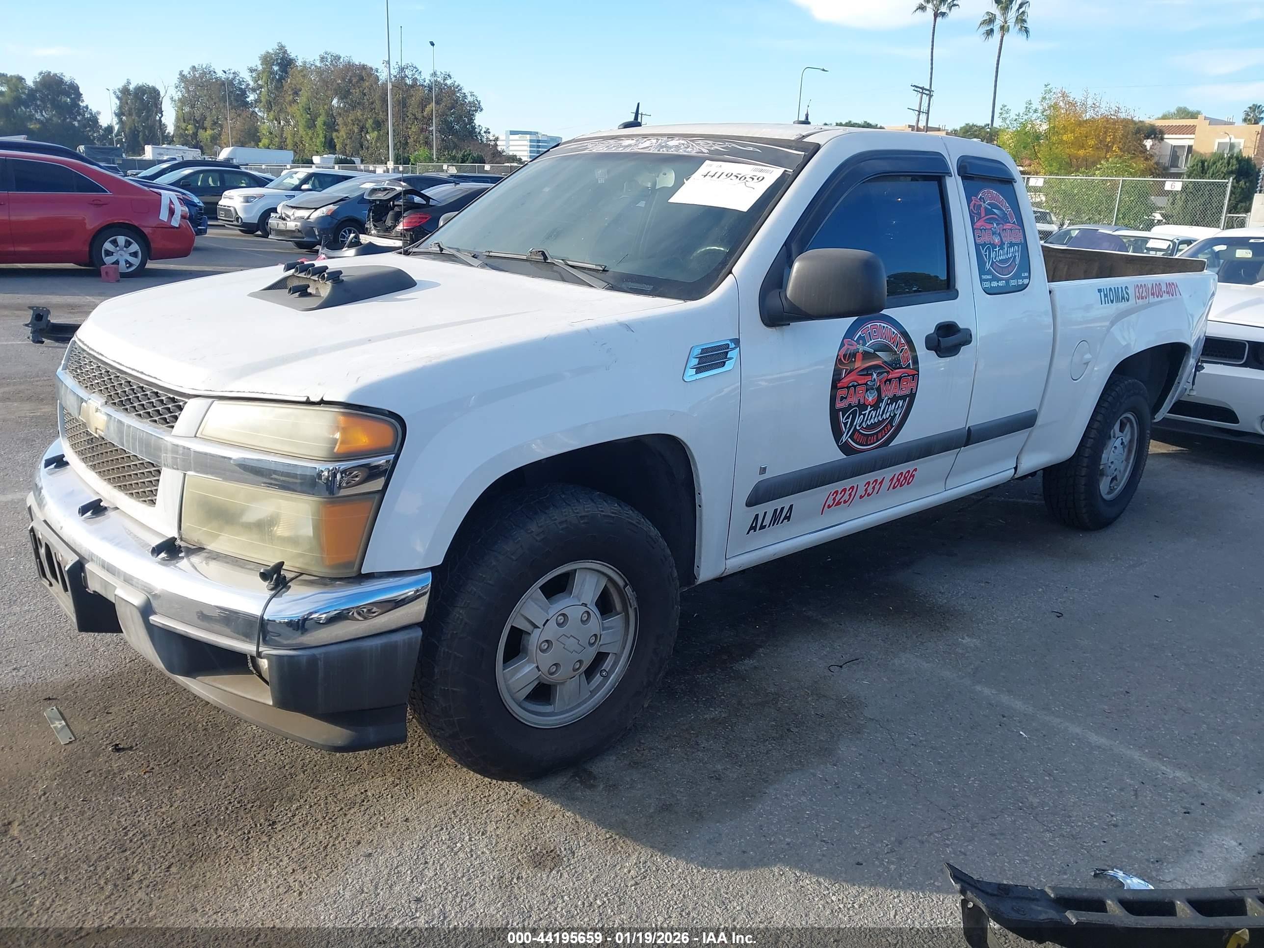 CHEVROLET COLORADO image 2