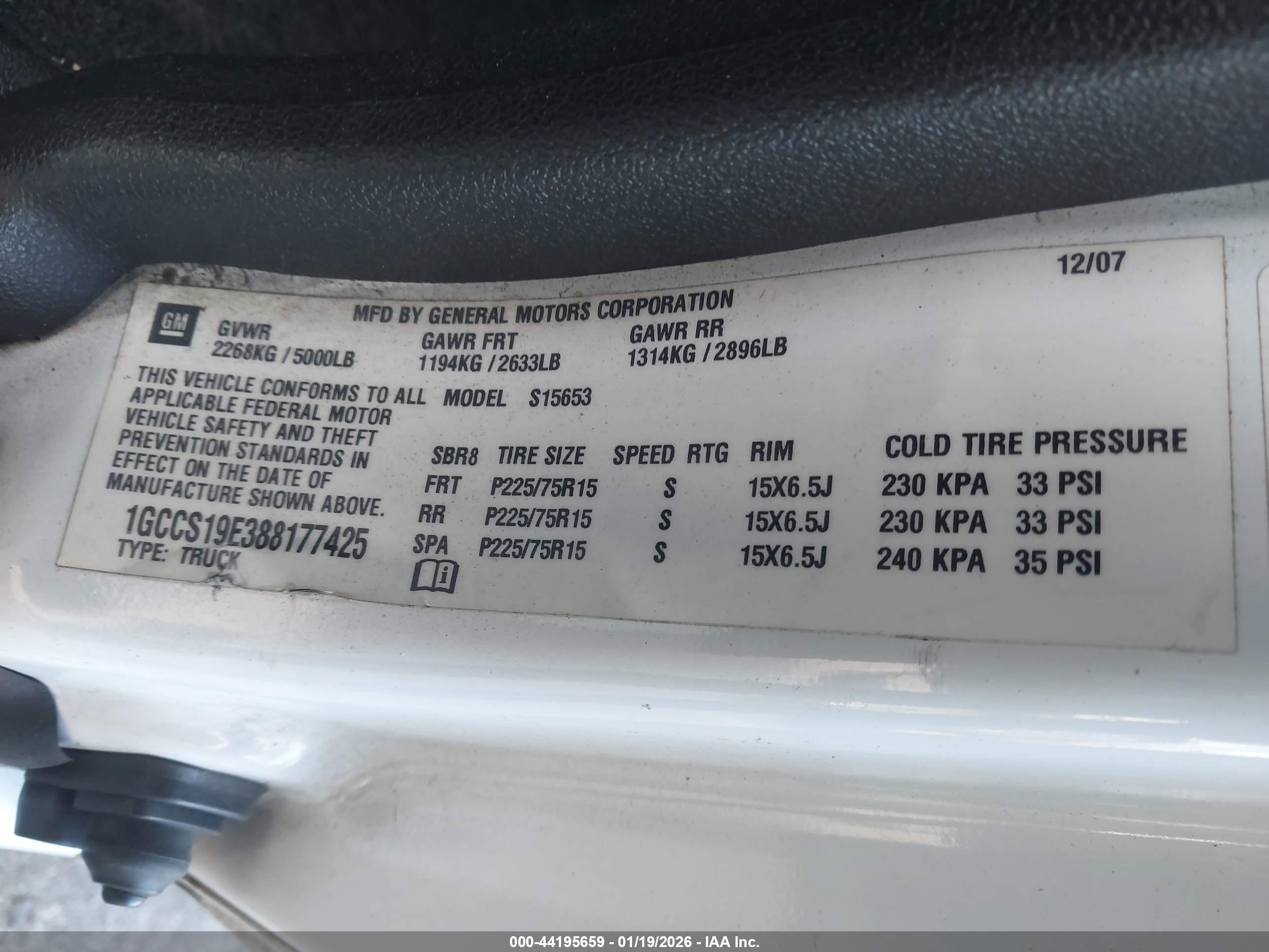 CHEVROLET COLORADO image 9