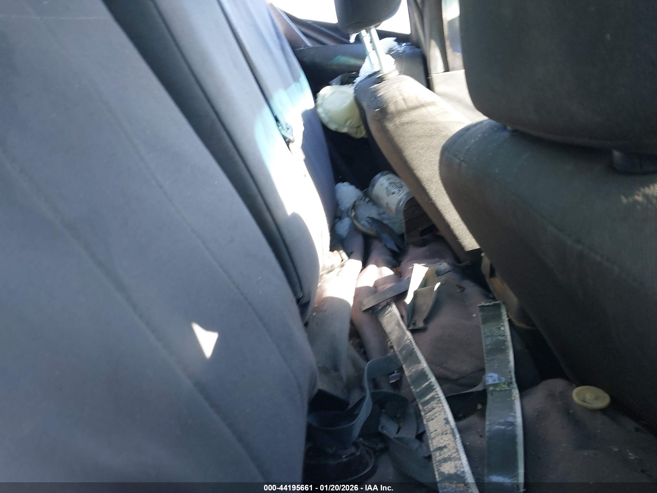 FORD ESCAPE image 8