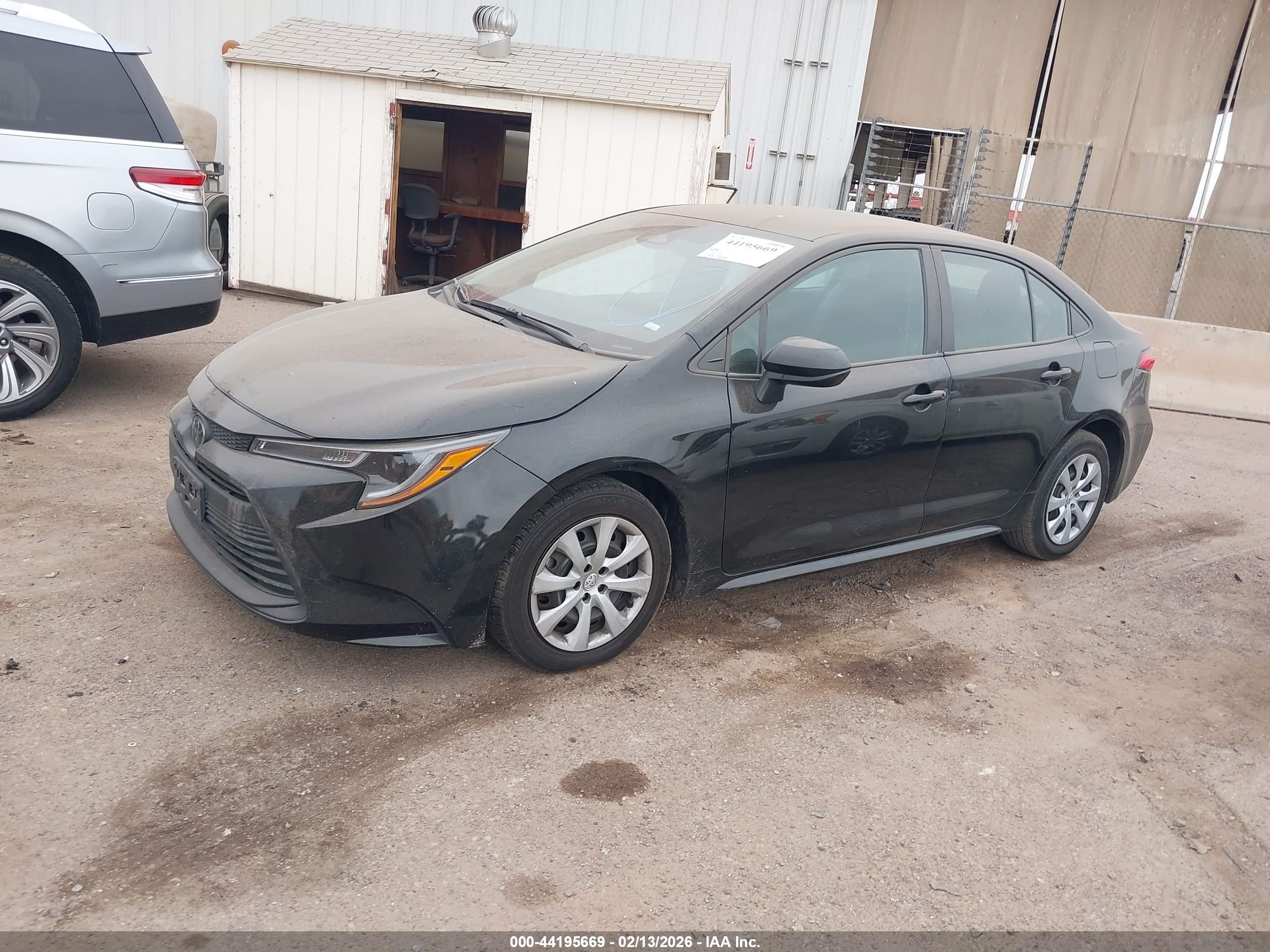 TOYOTA COROLLA image 2