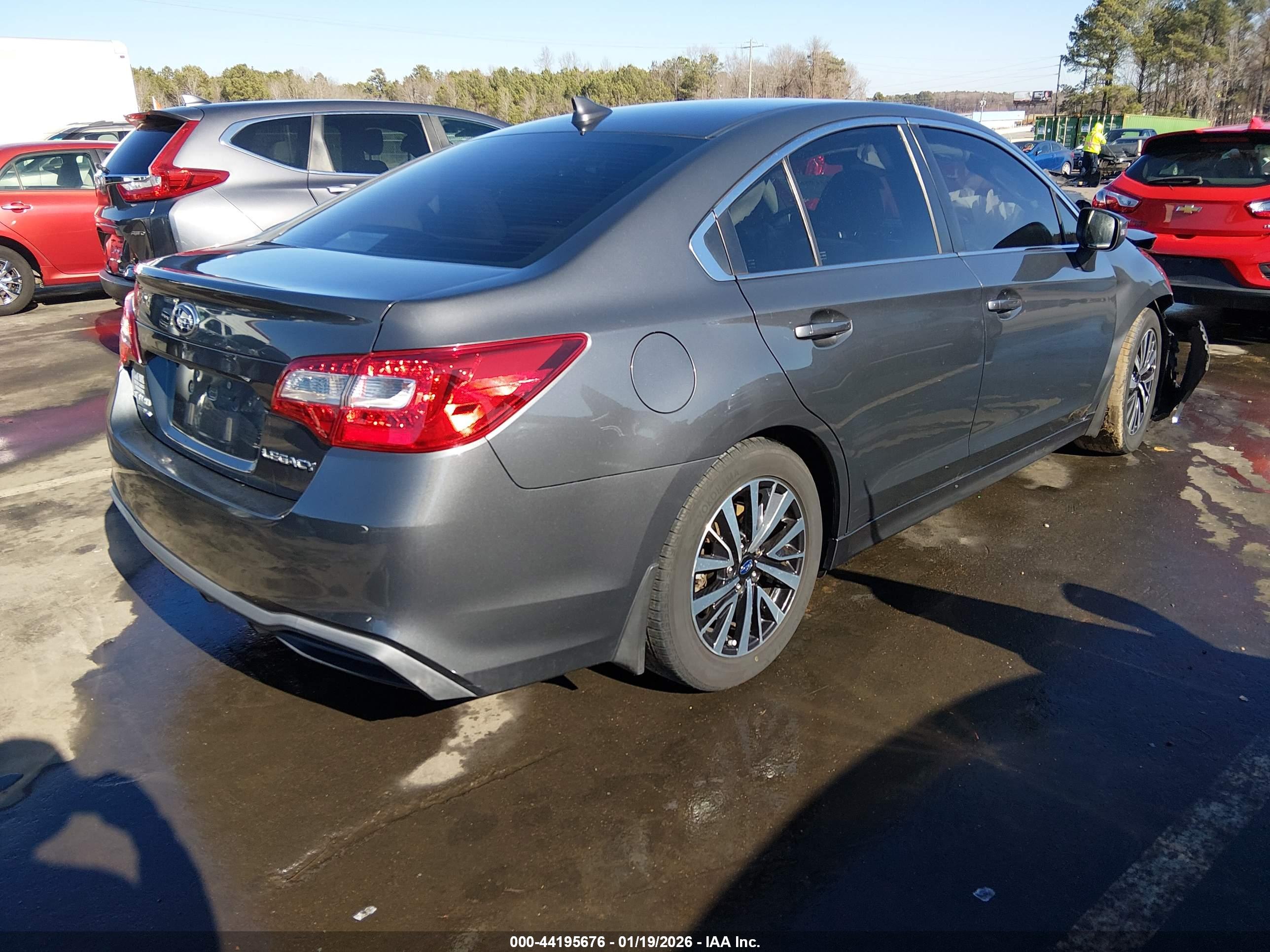 SUBARU LEGACY image 4