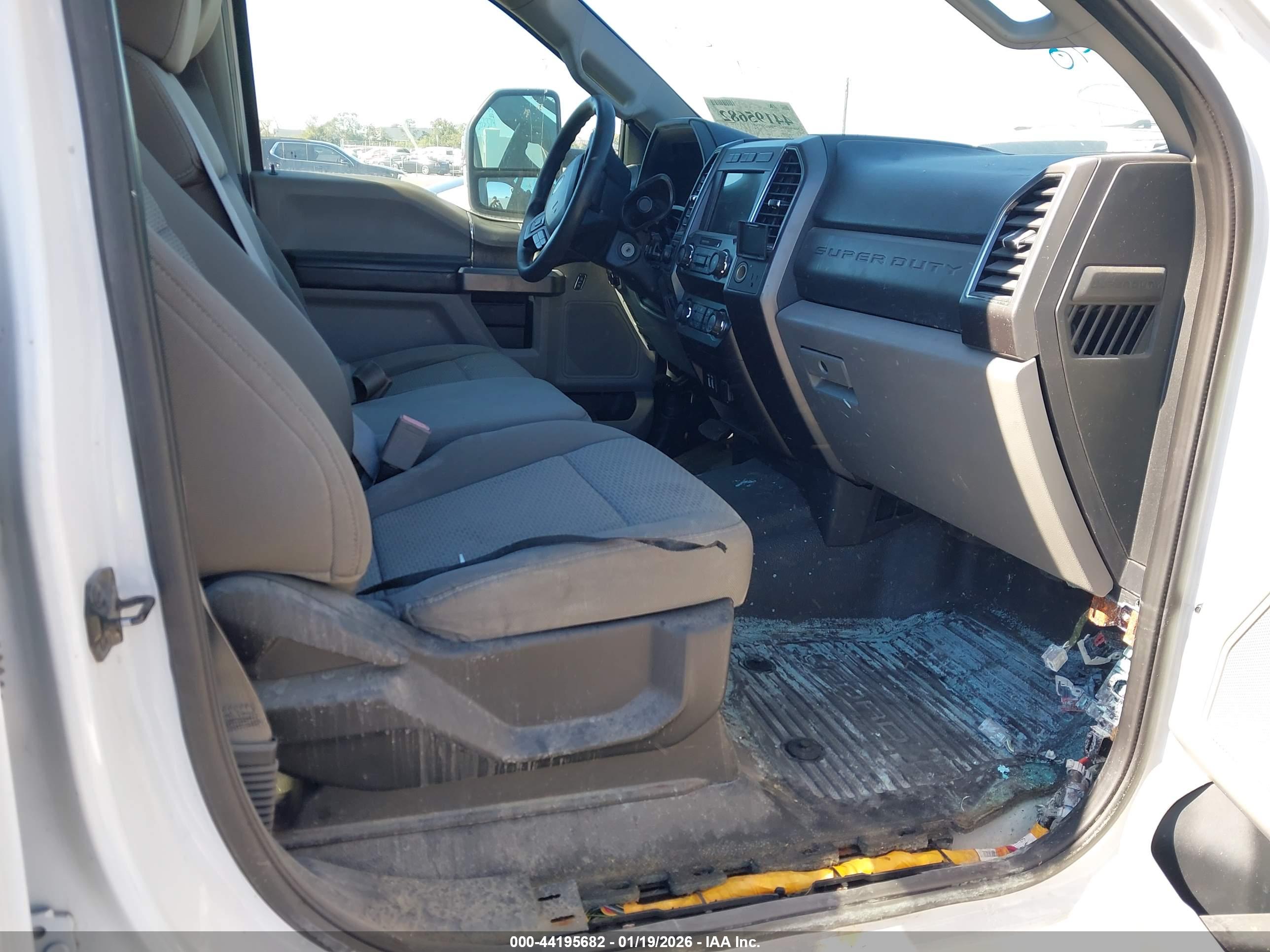 FORD F-250 image 5