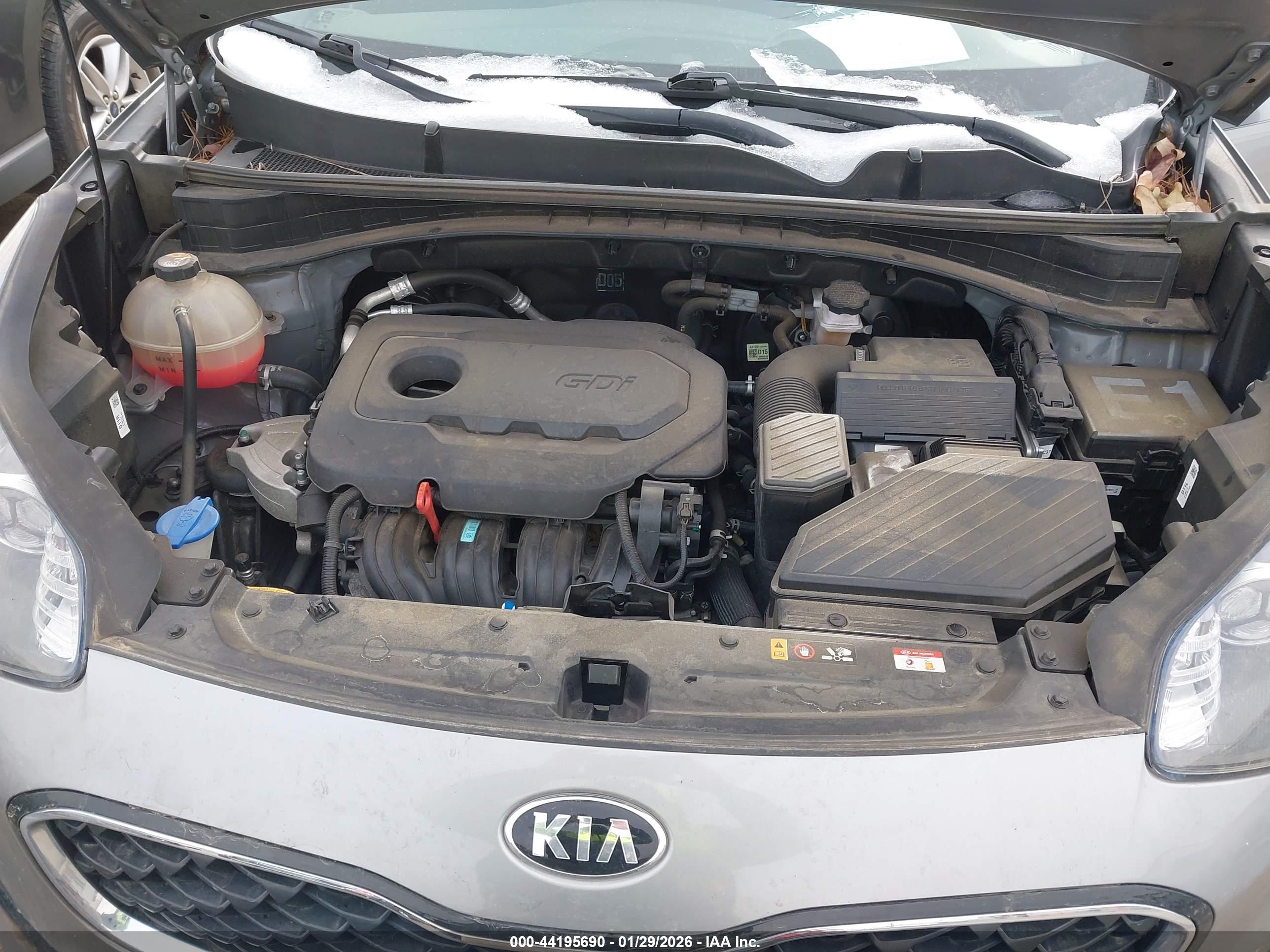 KIA SPORTAGE image 10