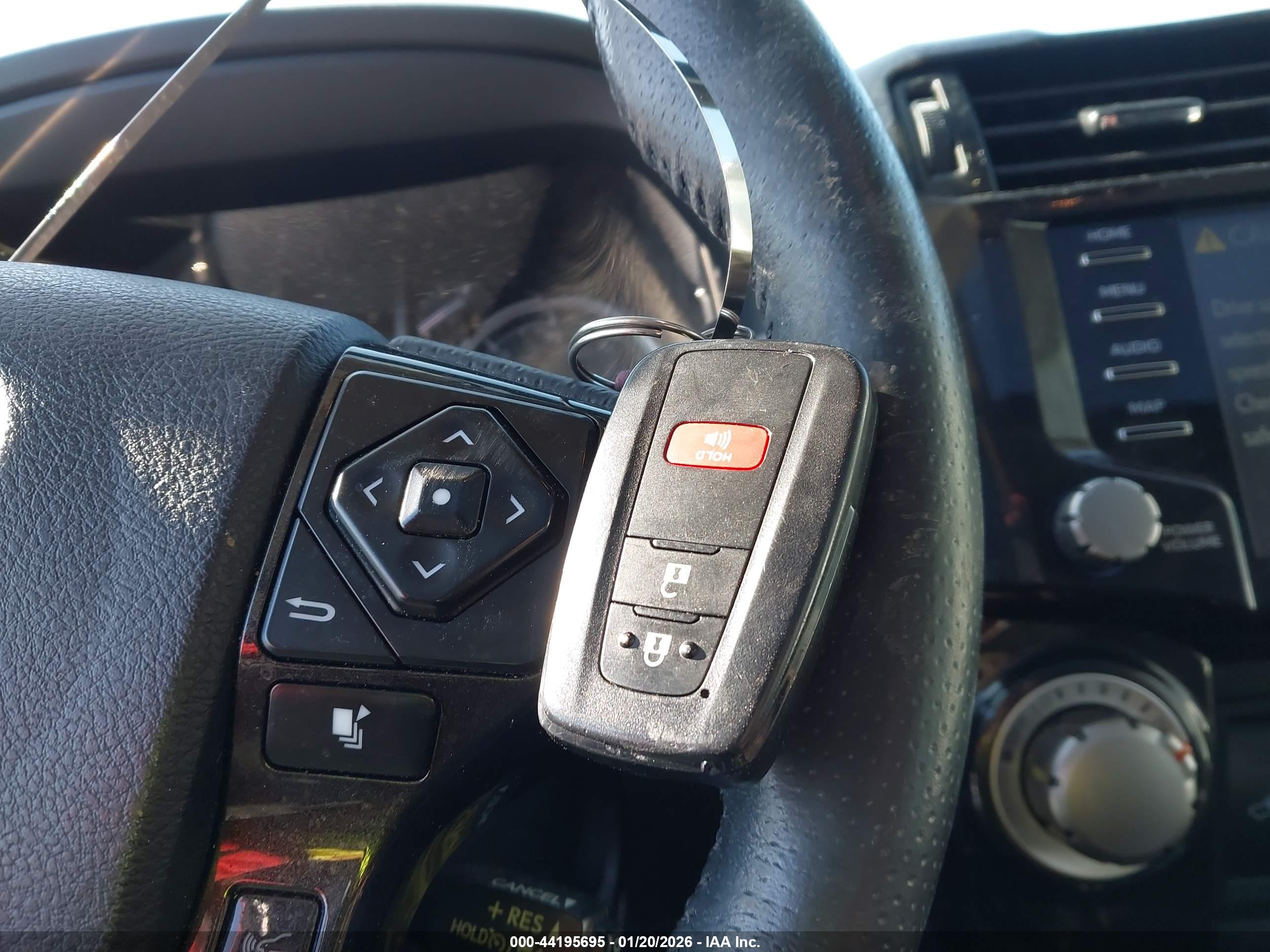 TOYOTA 4RUNNER image 11