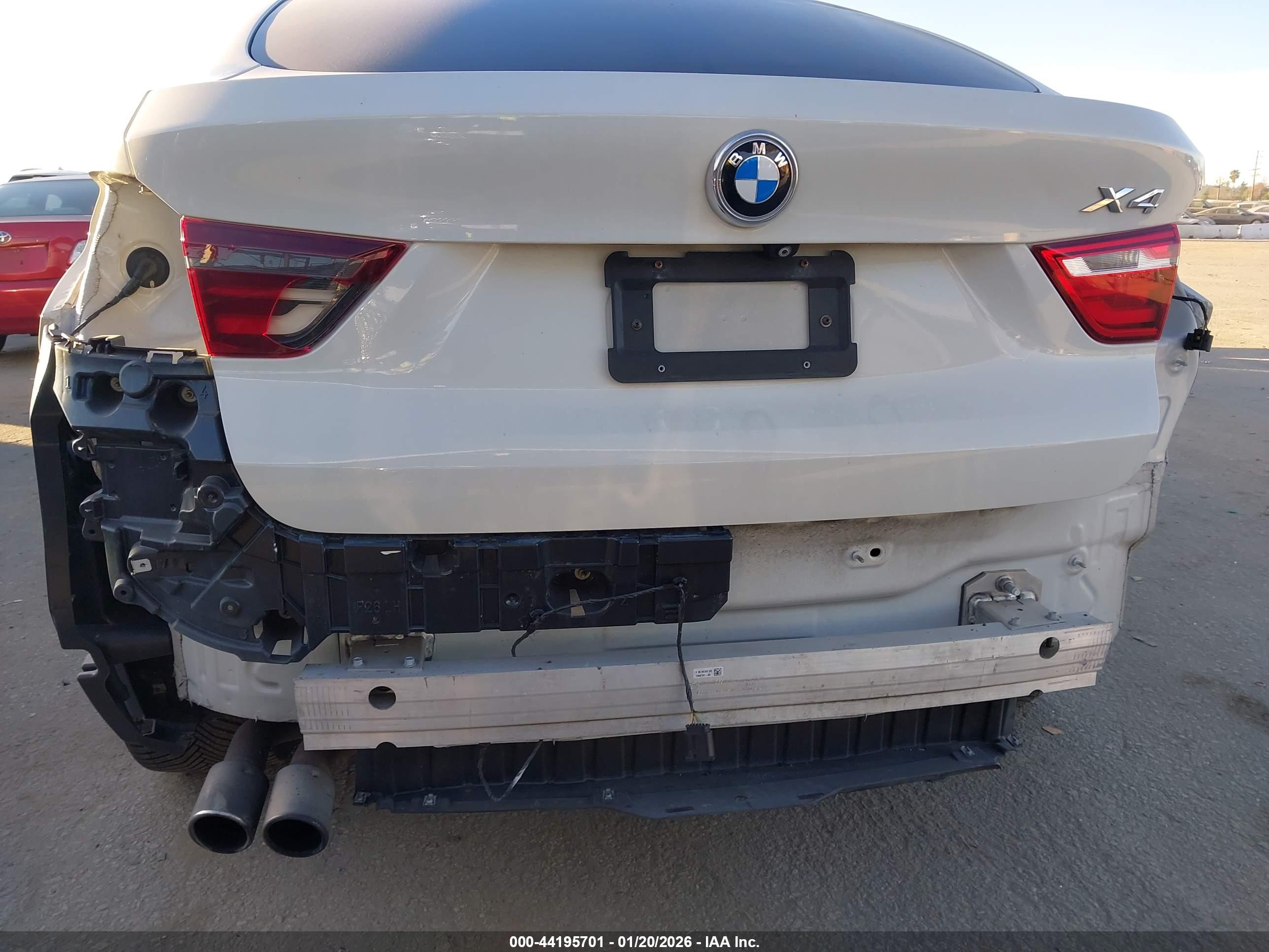 BMW X4 image 6