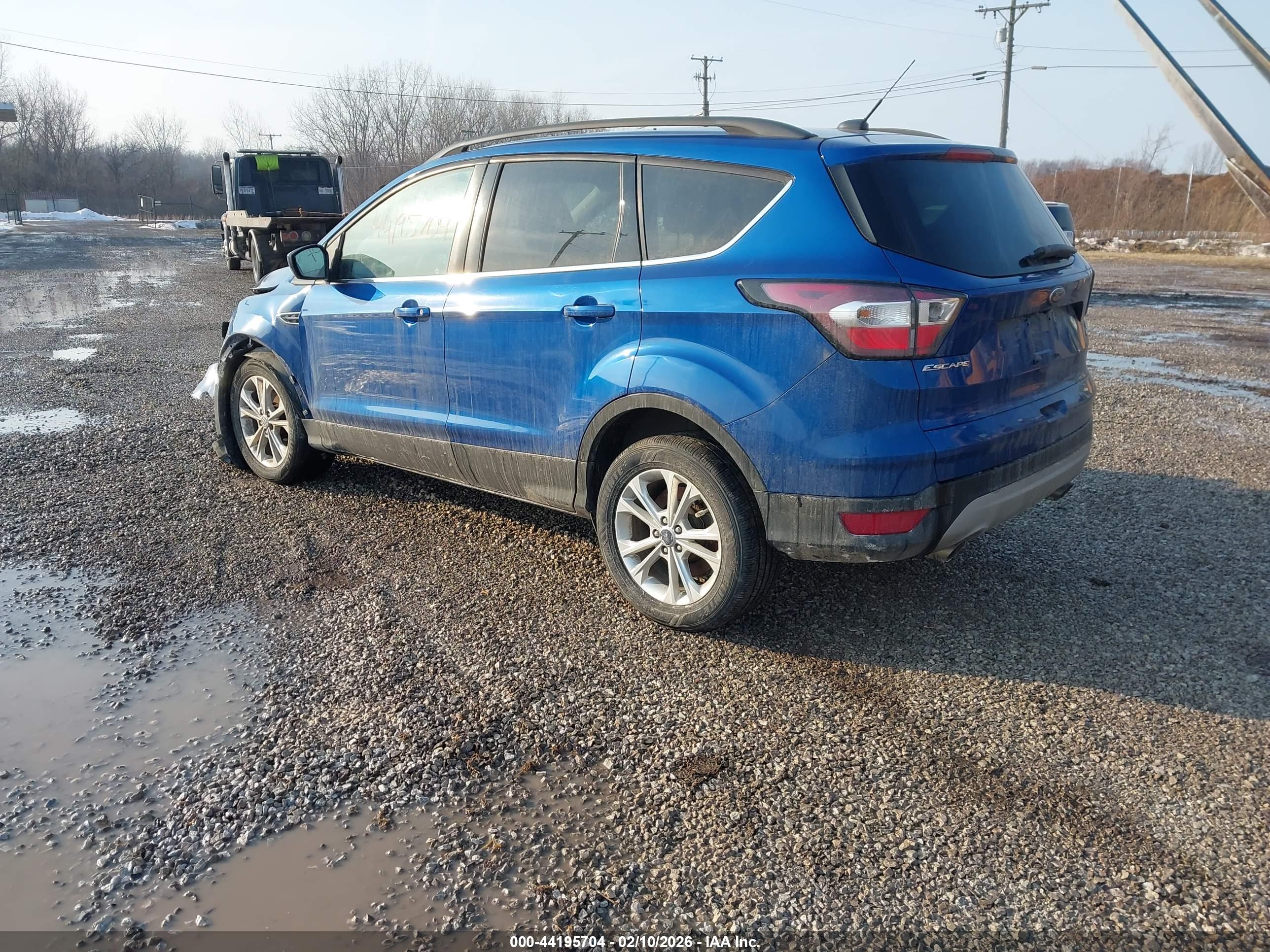 FORD ESCAPE image 3