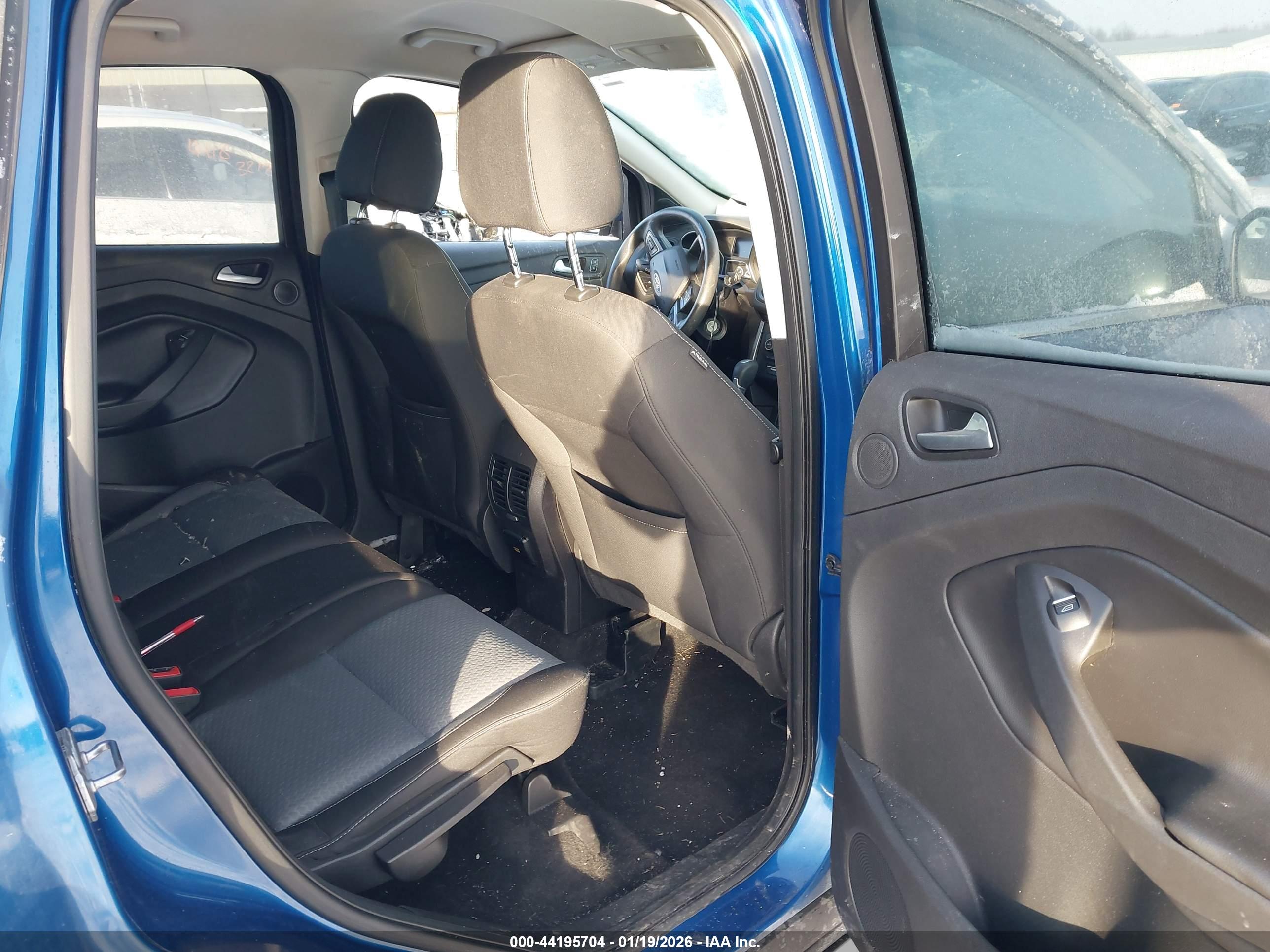 FORD ESCAPE image 8