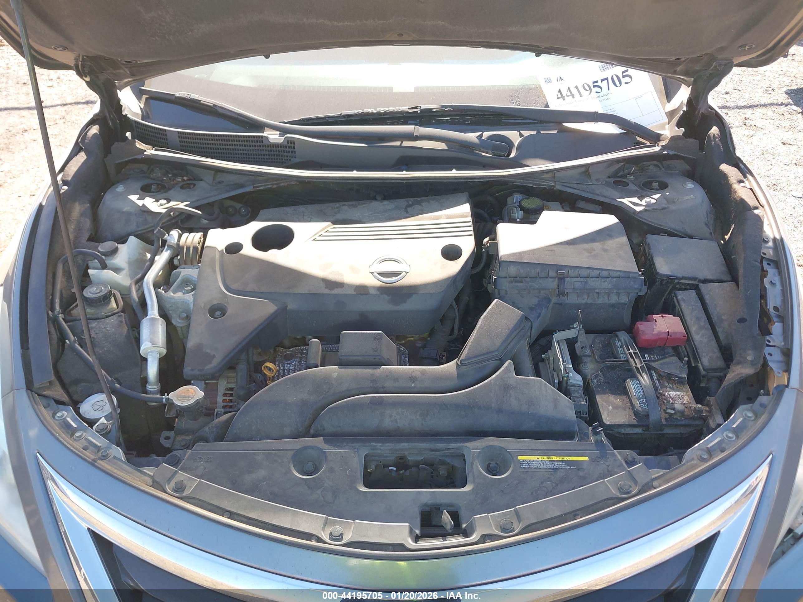 NISSAN ALTIMA image 10