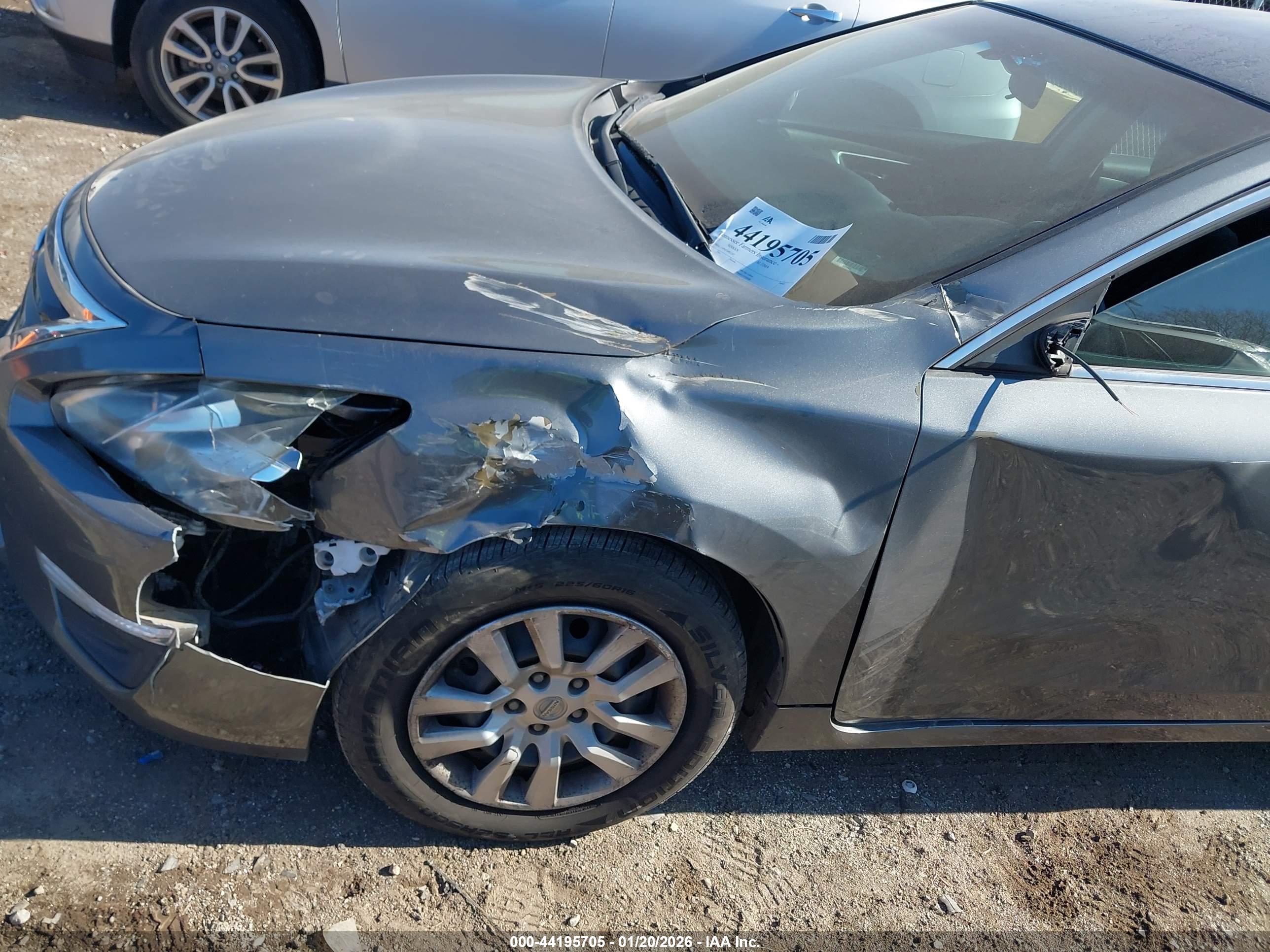 NISSAN ALTIMA image 6