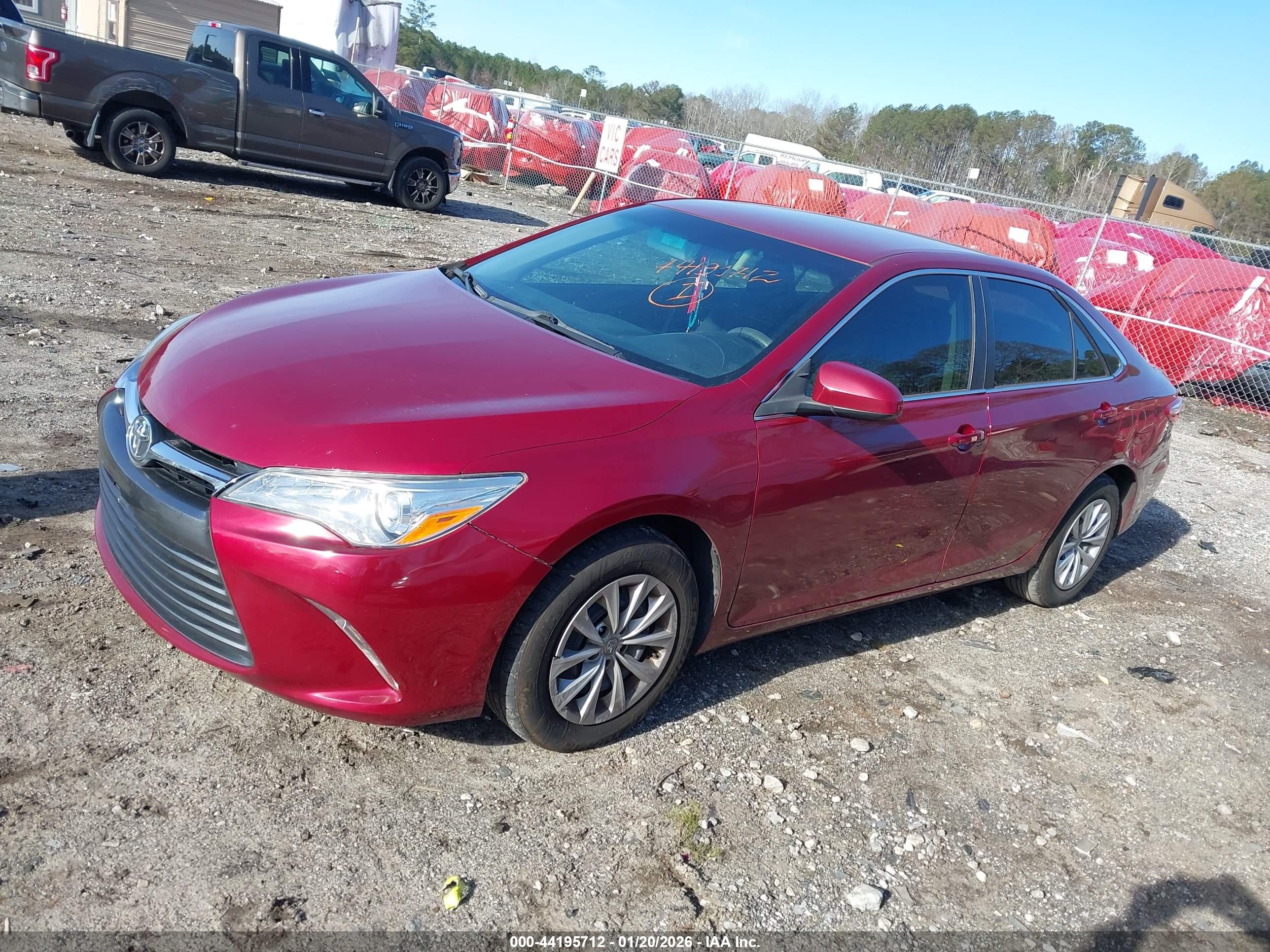TOYOTA CAMRY image 2