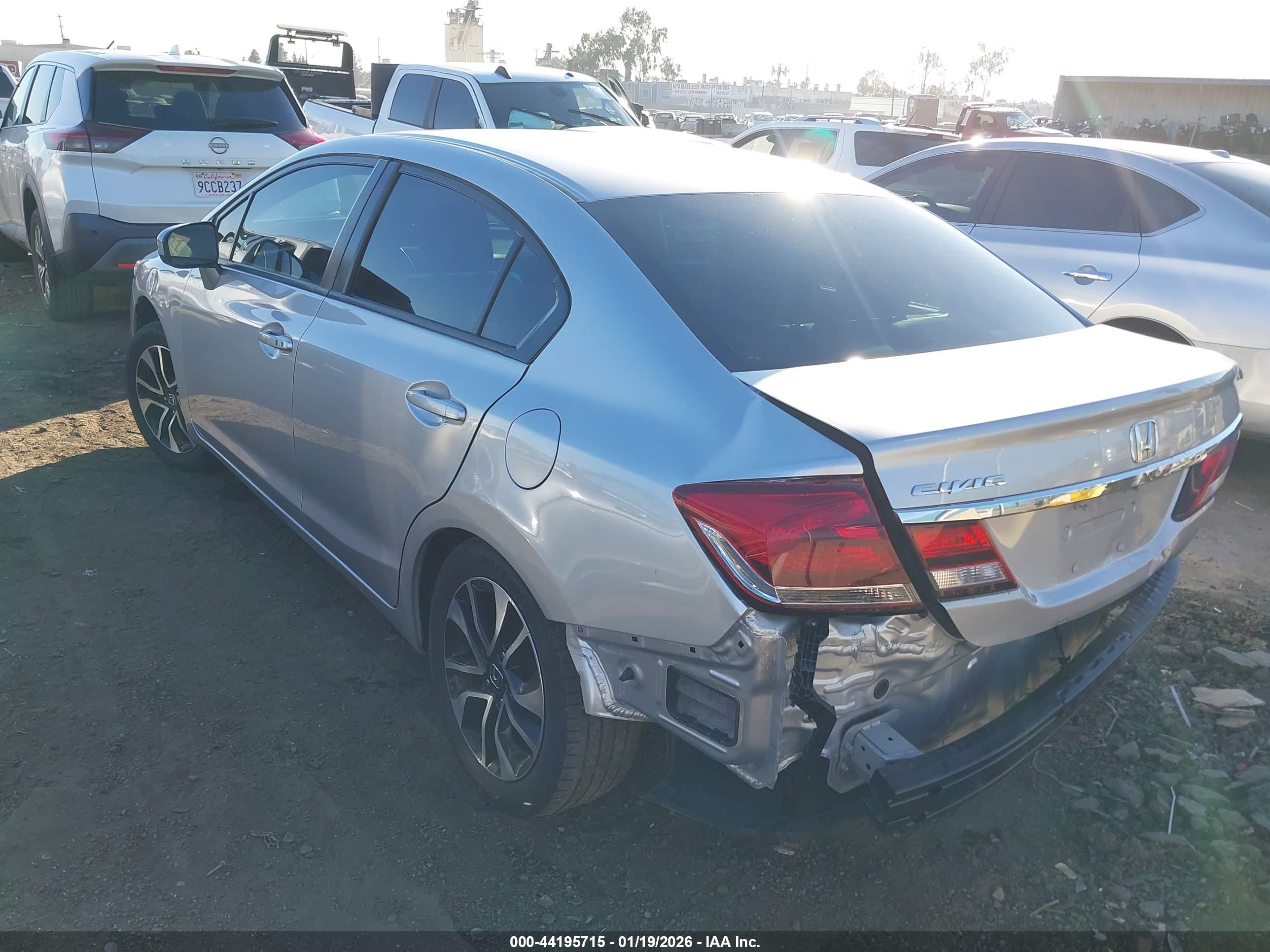 HONDA CIVIC image 3