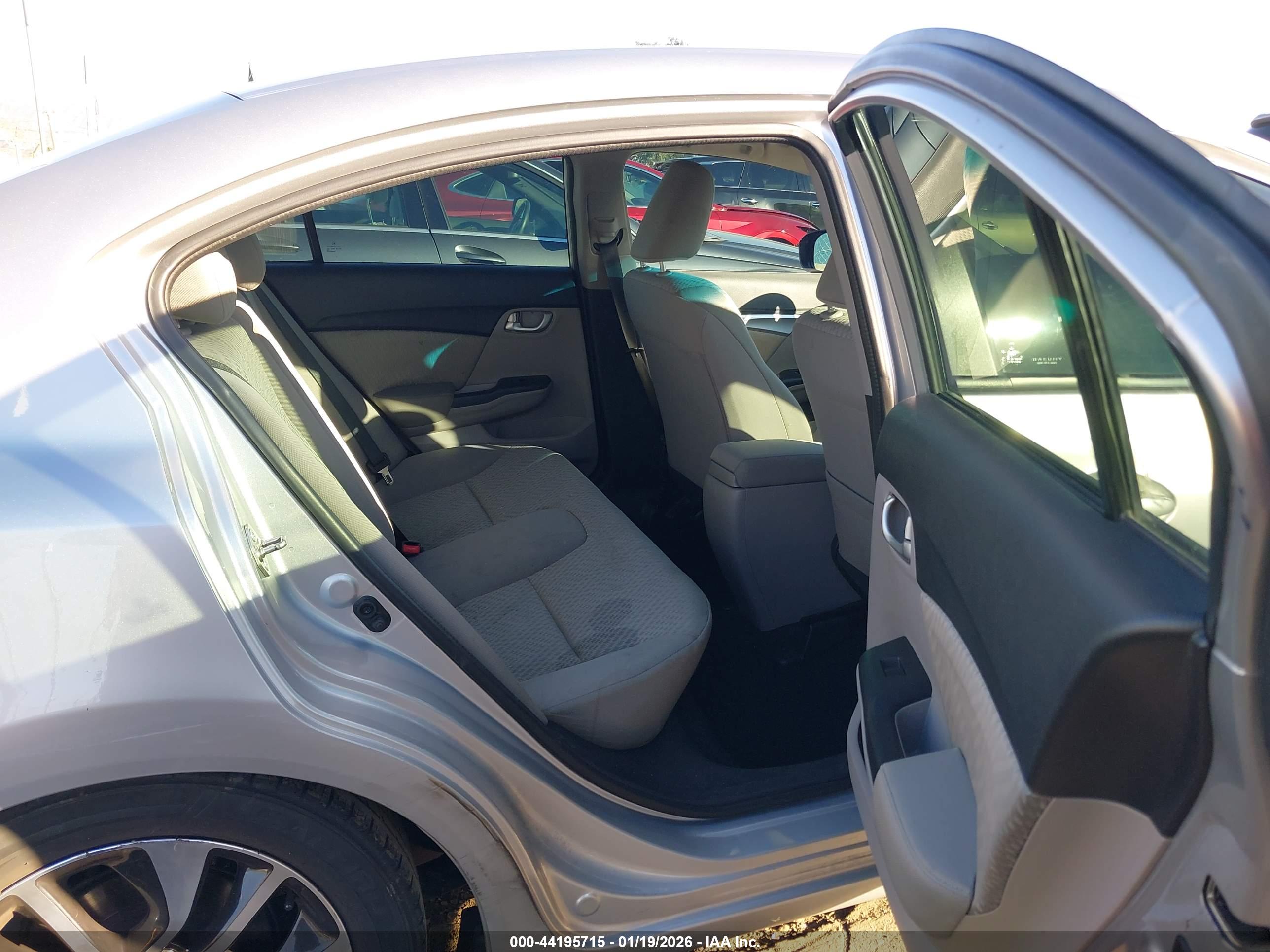 HONDA CIVIC image 8