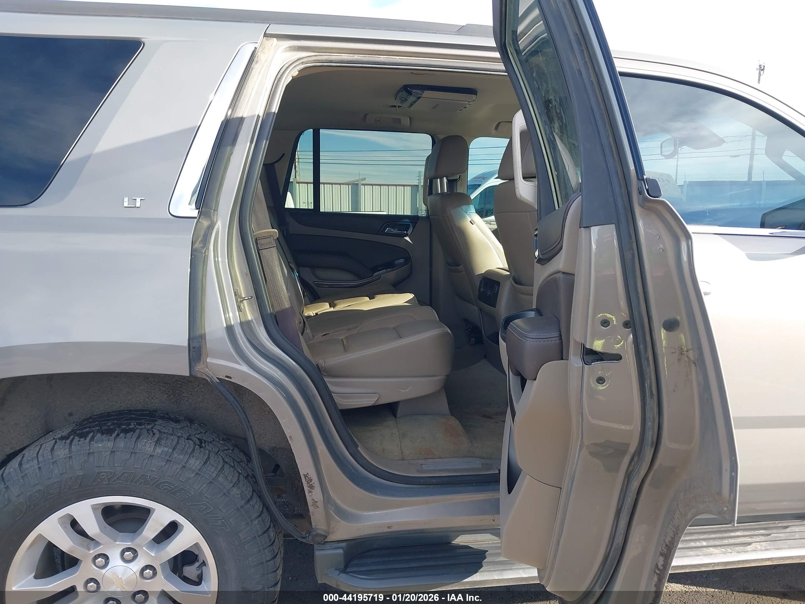 CHEVROLET TAHOE image 8