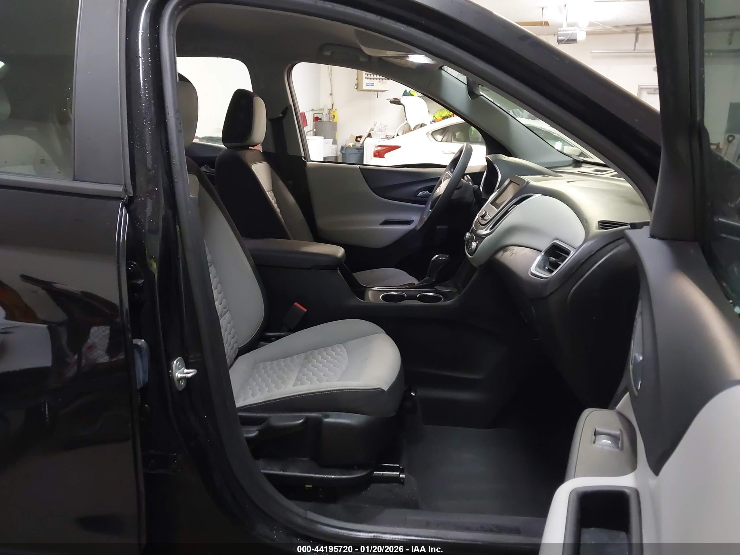 CHEVROLET EQUINOX image 5