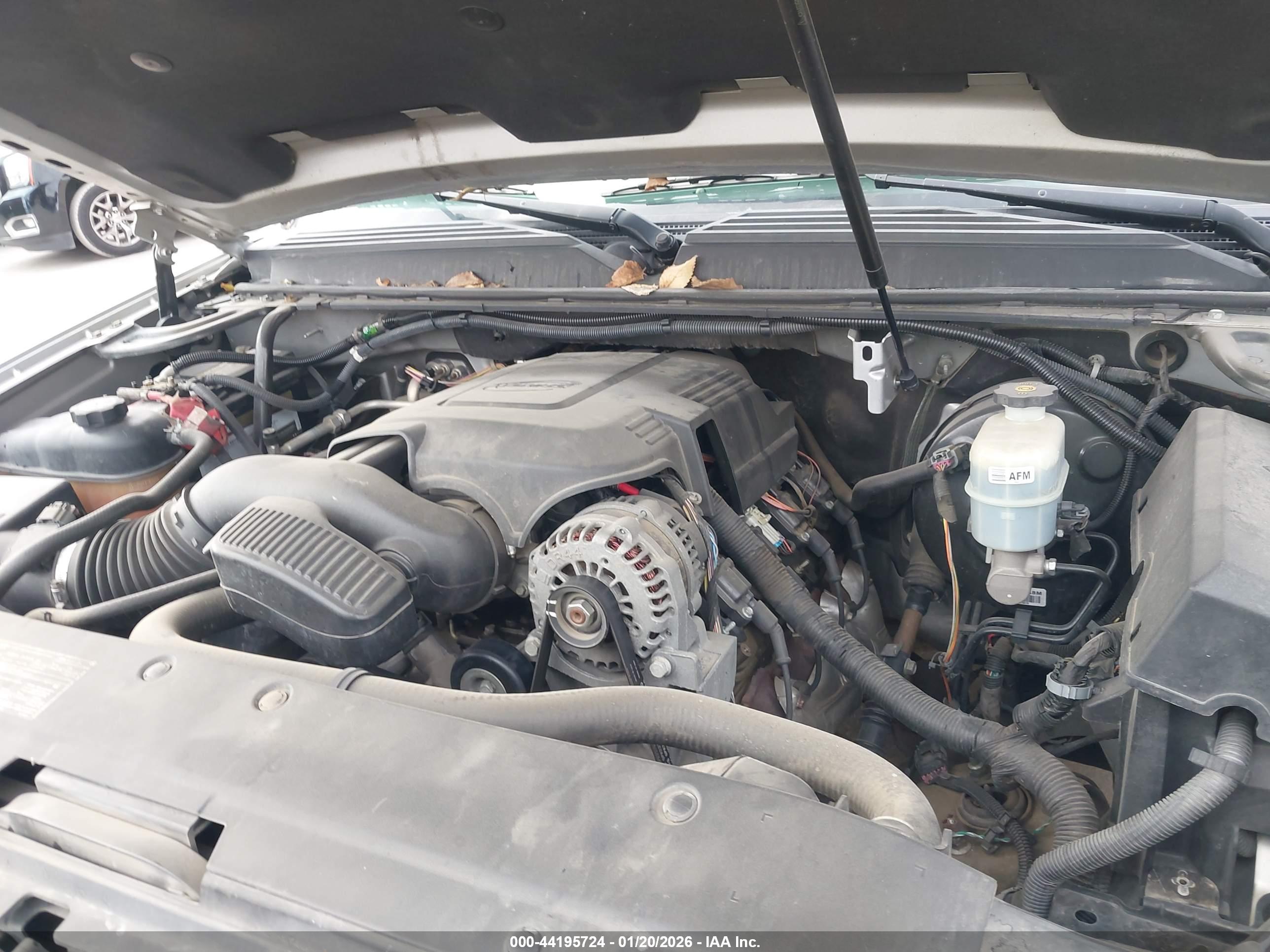 GMC YUKON image 10
