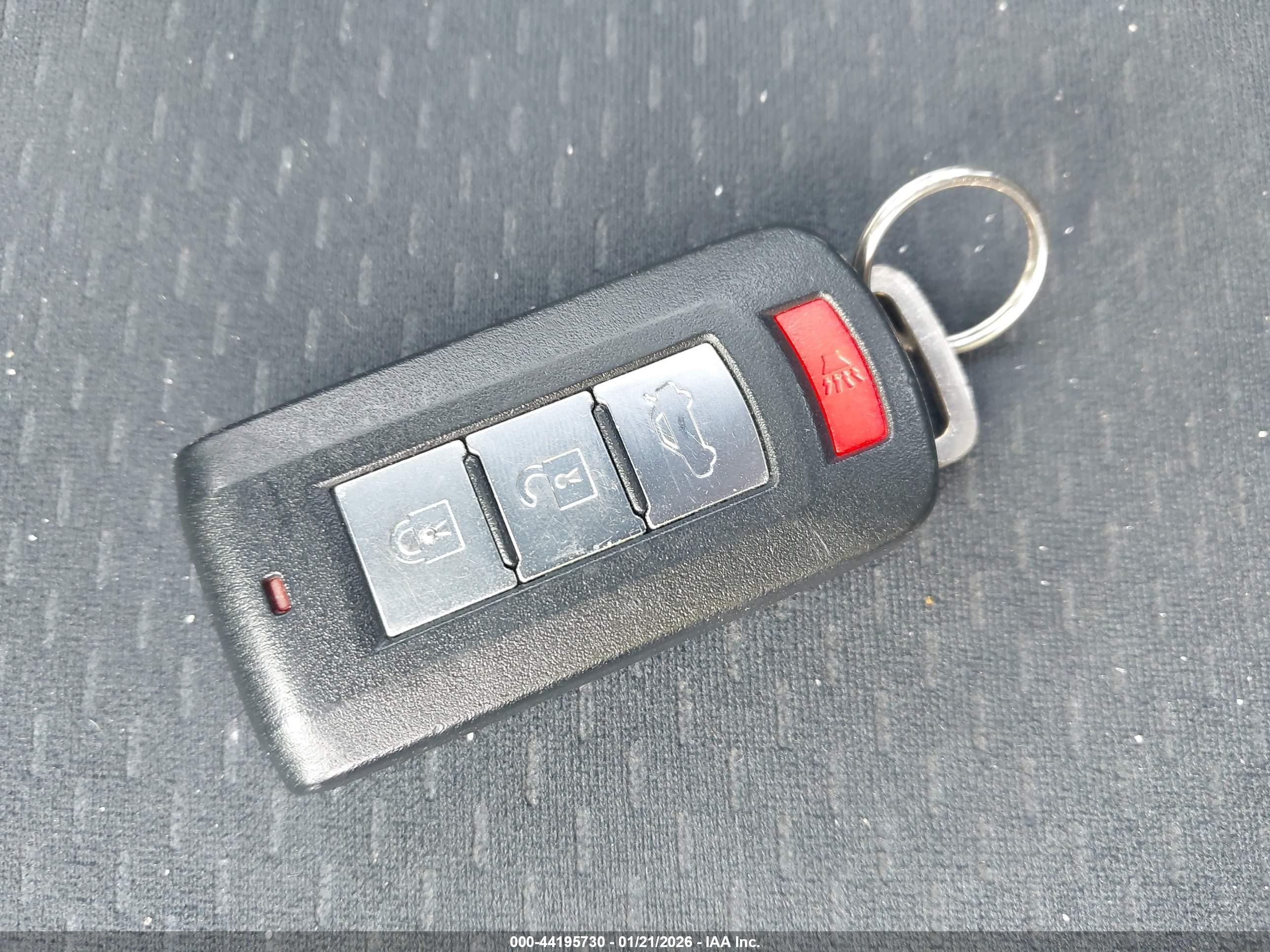 MITSUBISHI LANCER image 11