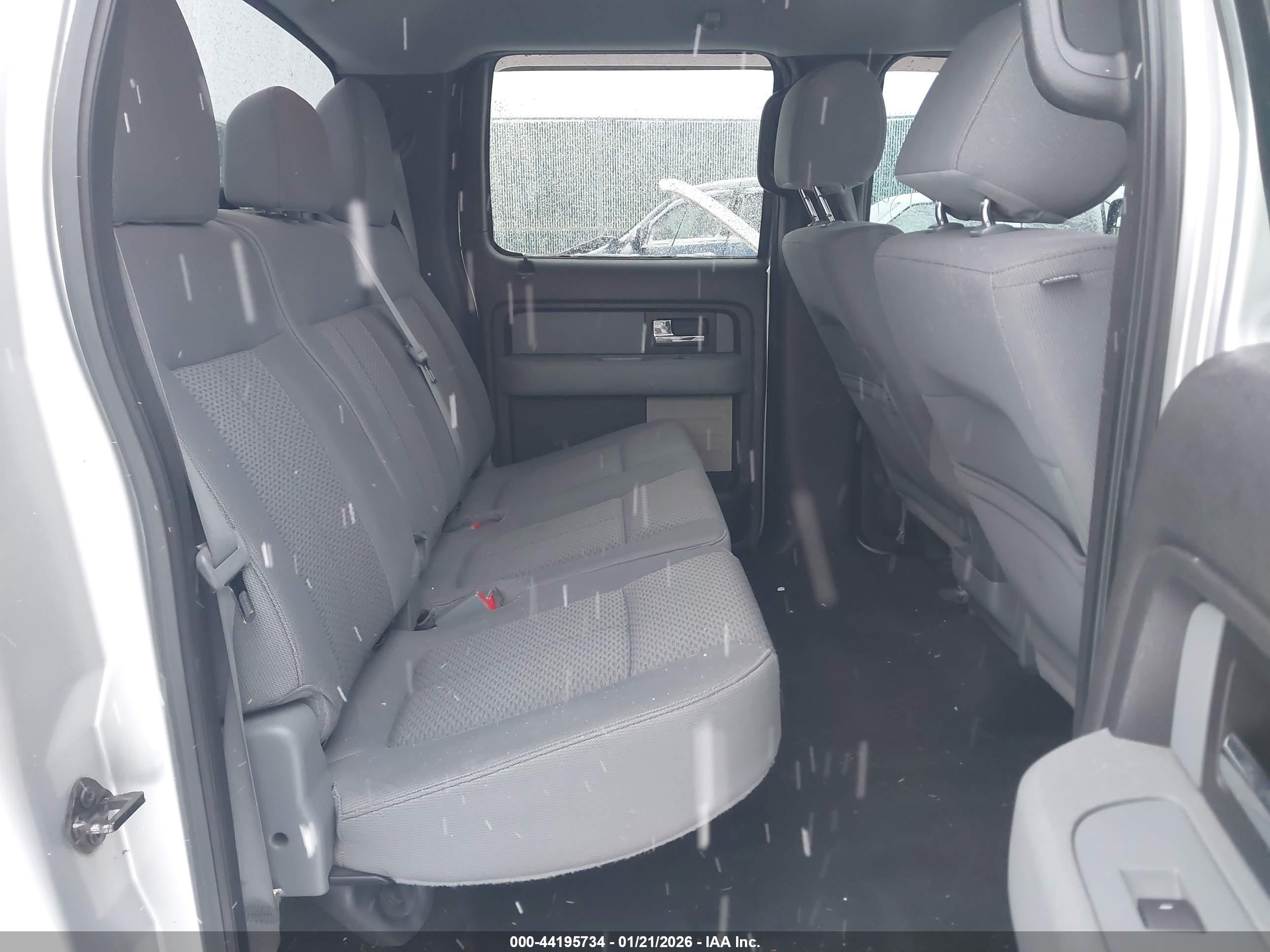 FORD F-150 image 8