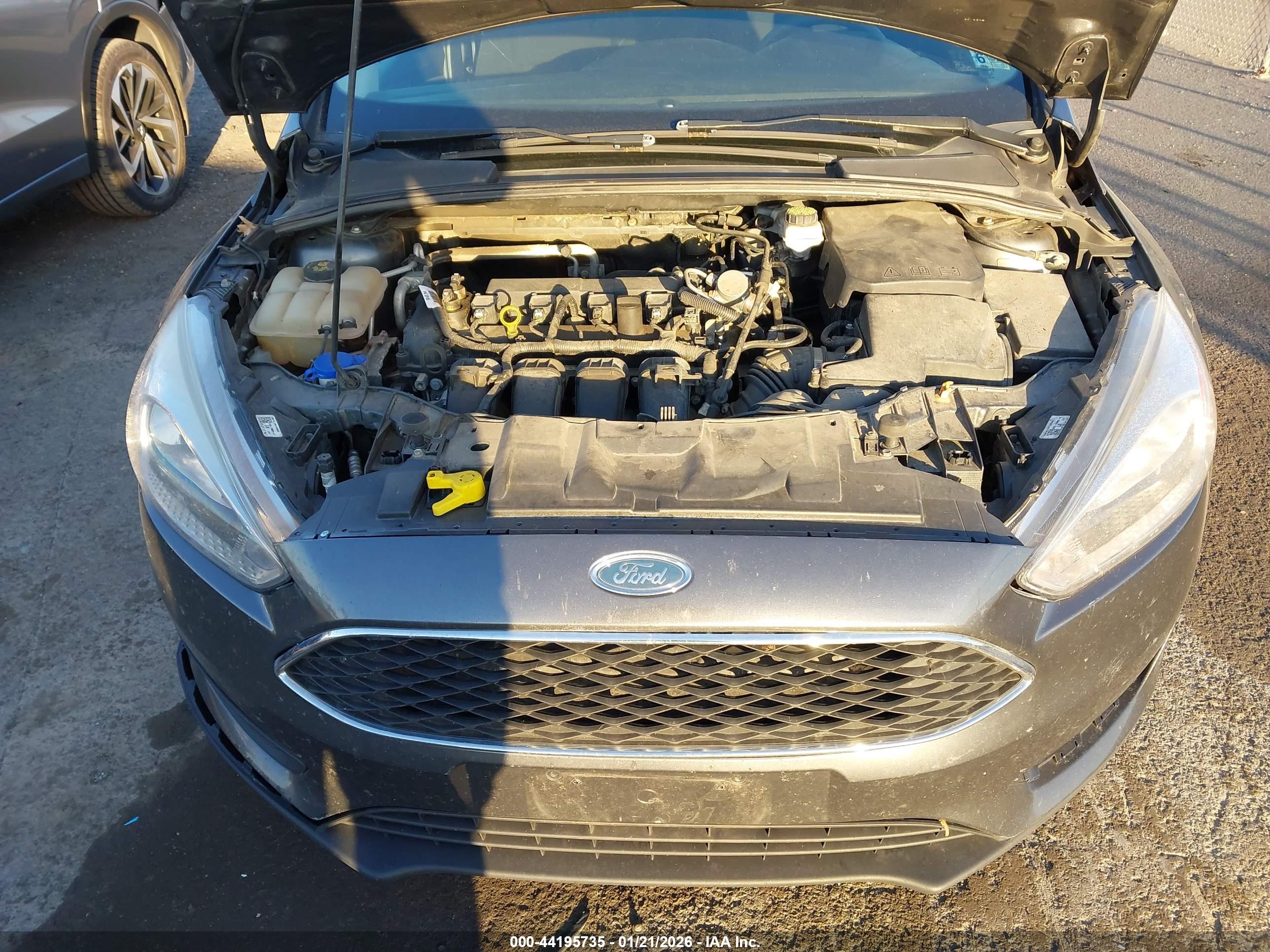 FORD FOCUS image 6
