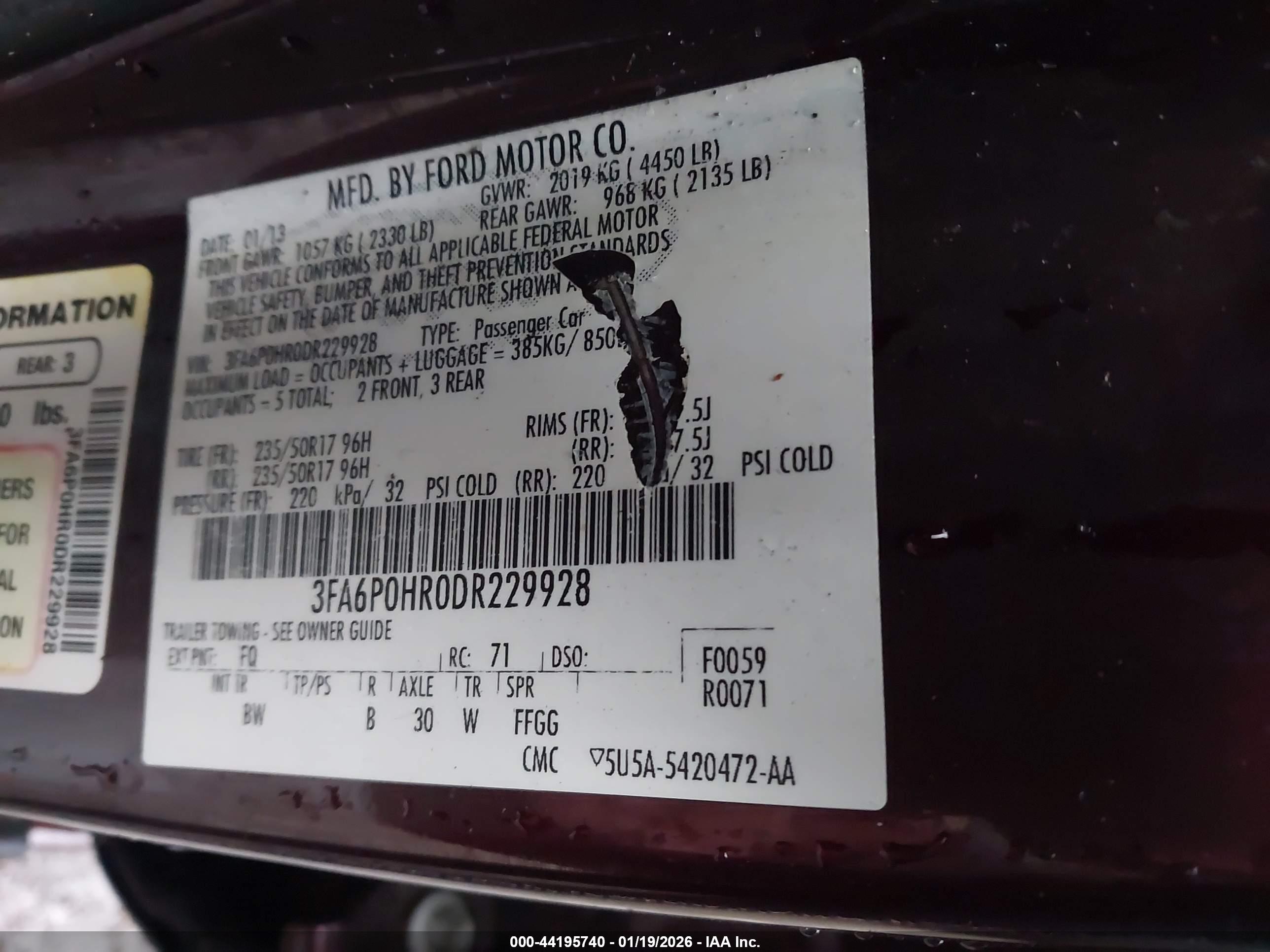 FORD FUSION image 9