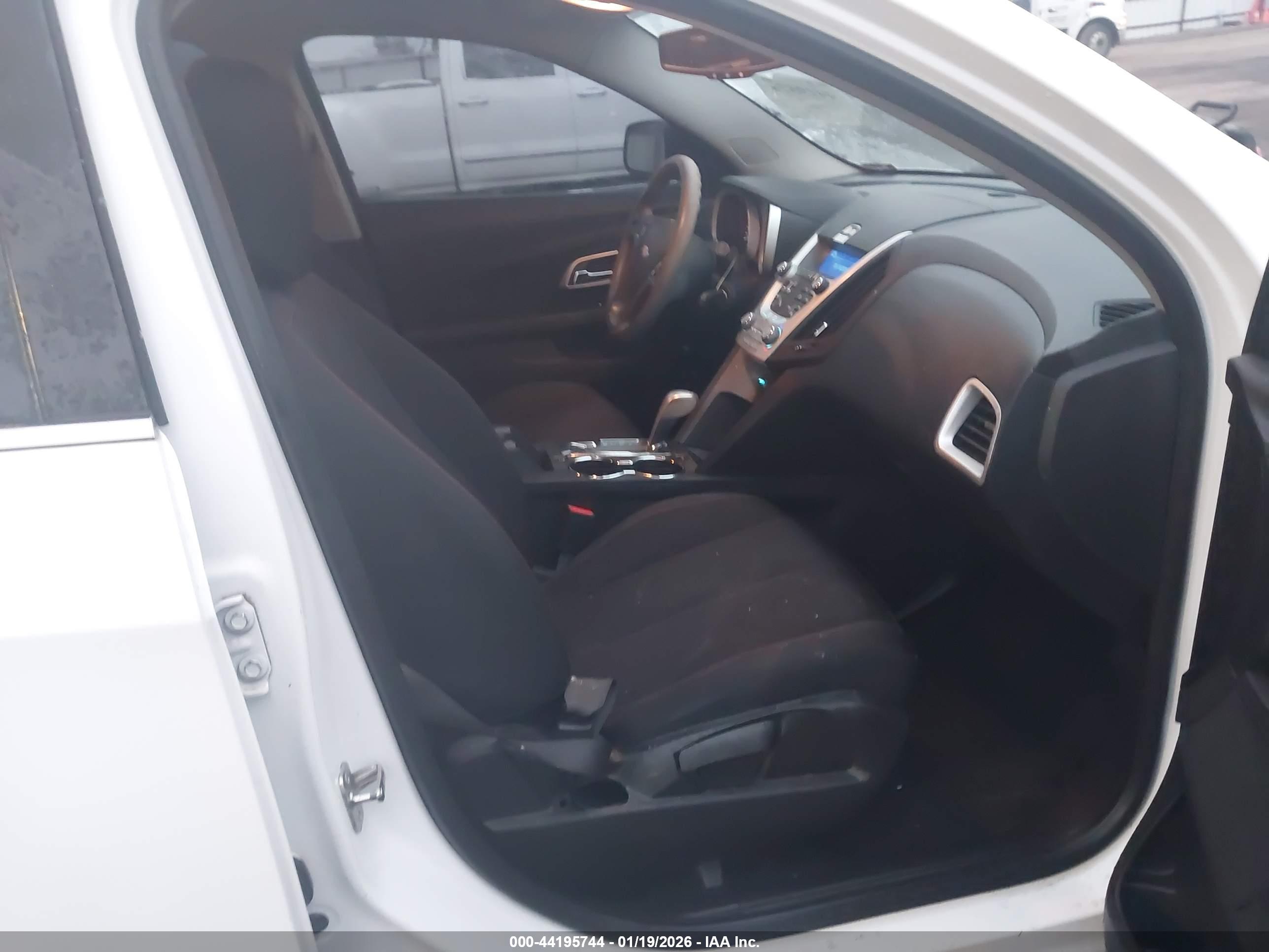 CHEVROLET EQUINOX image 5